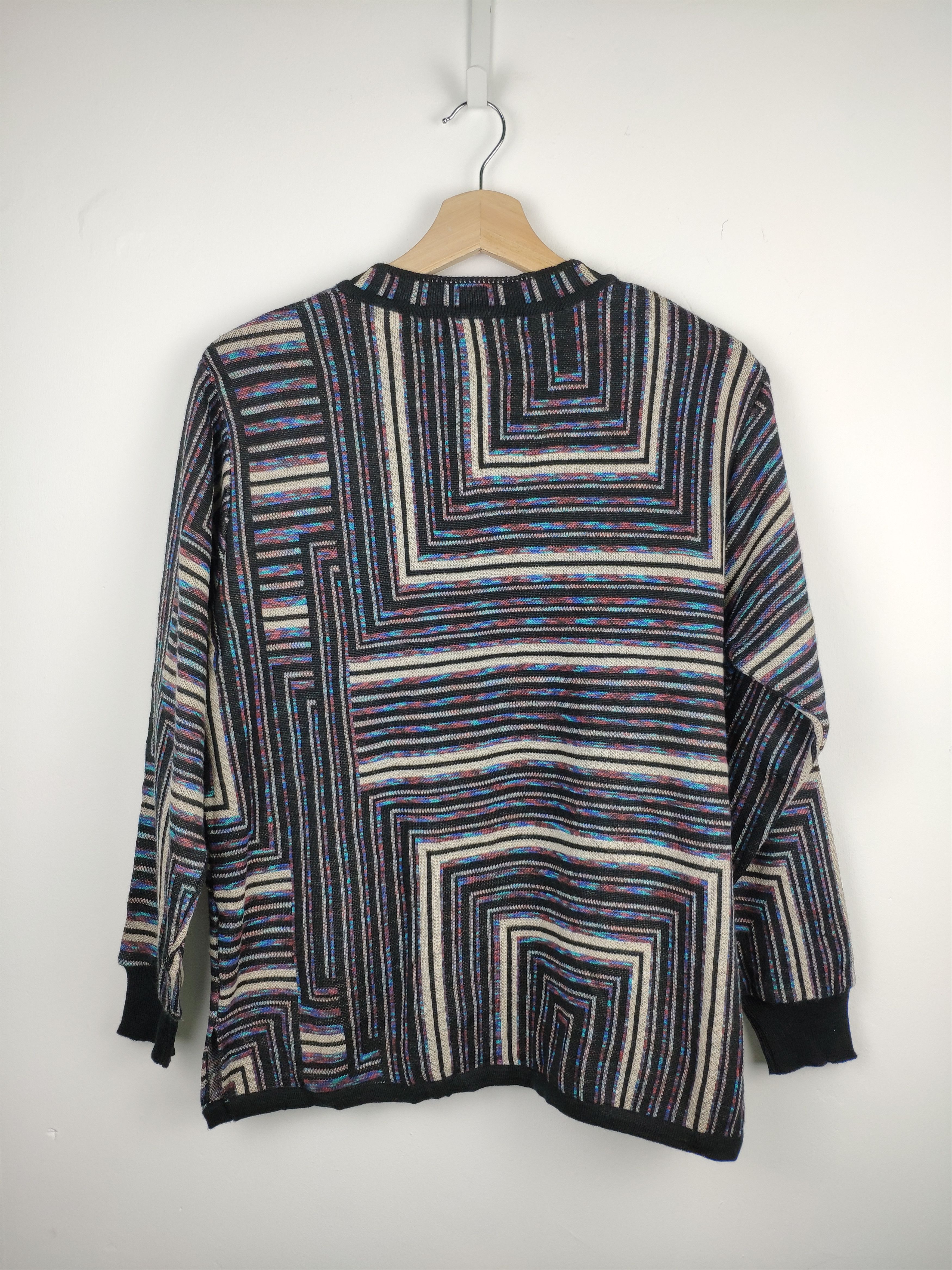 Japanese Brand × Vintage Steal 💥 Vintage Knit Cardigan Striped Art Fullprint Size US M / EU 48-50 / 2 - 6 Thumbnail