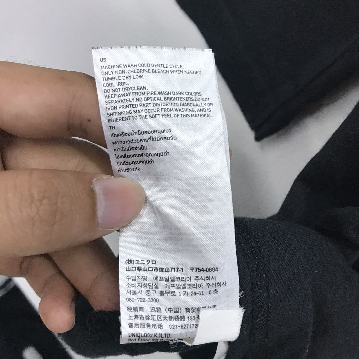 Undercover × Uniqlo Rare!! Undercover X Uniqlo 3Quater Sleeve Tee Size US L / EU 52-54 / 3 - 14 Thumbnail