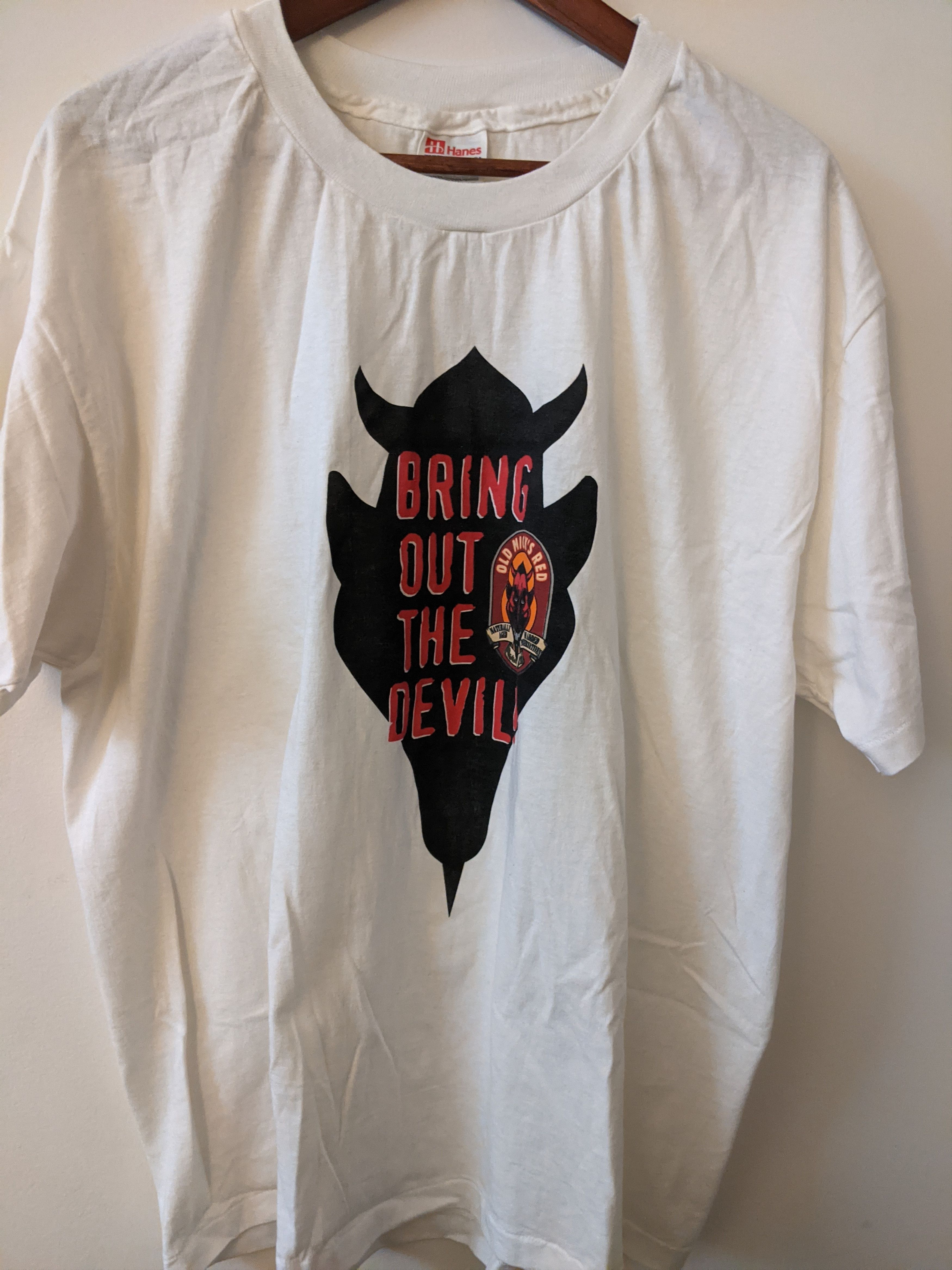 Hanes Vintage Old Mick's Red Bring Out the Devil T-Shirt Size US XL / EU 56 / 4 - 1 Preview