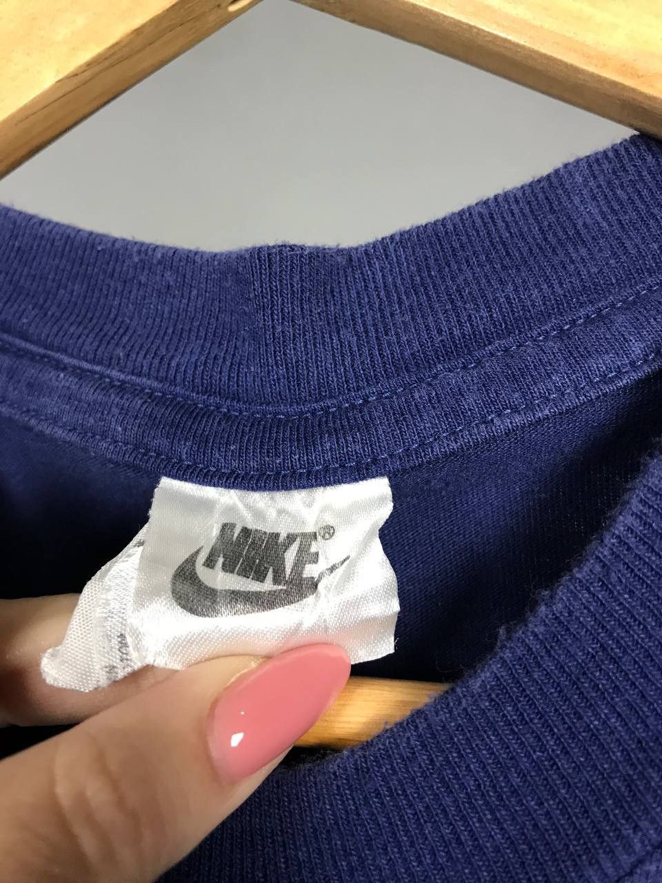 Nike × Vintage Nike swoosh streetwear vintage center logo tee Size US L / EU 52-54 / 3 - 3 Thumbnail