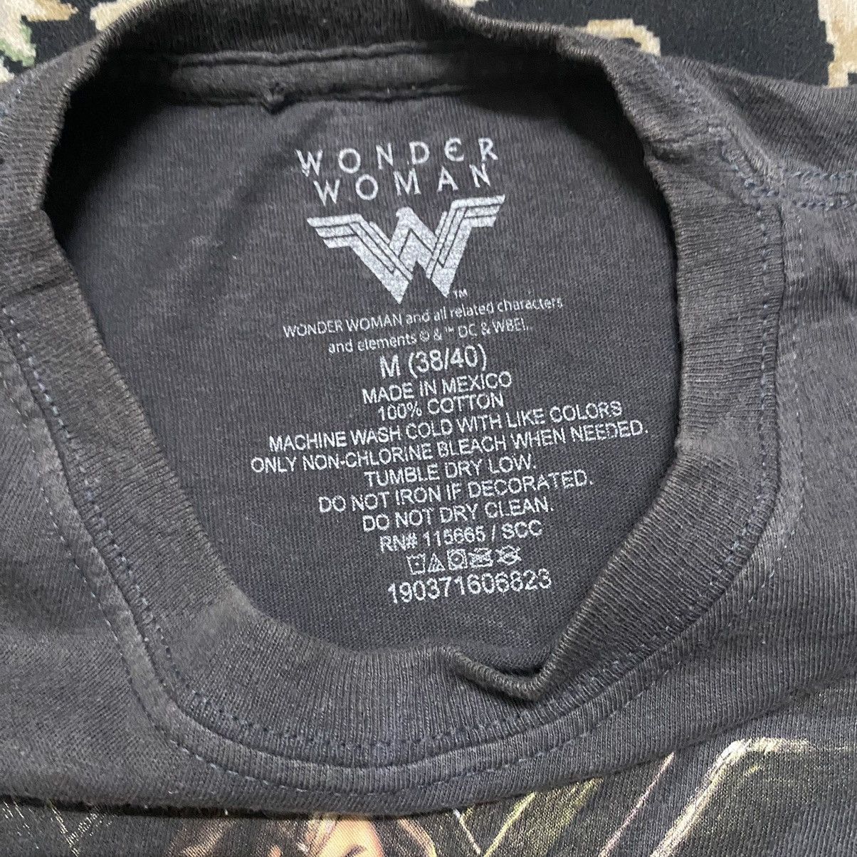 DC Comics Gal Gadot Wonder woman Tee Size US M / EU 48-50 / 2 - 4 Thumbnail