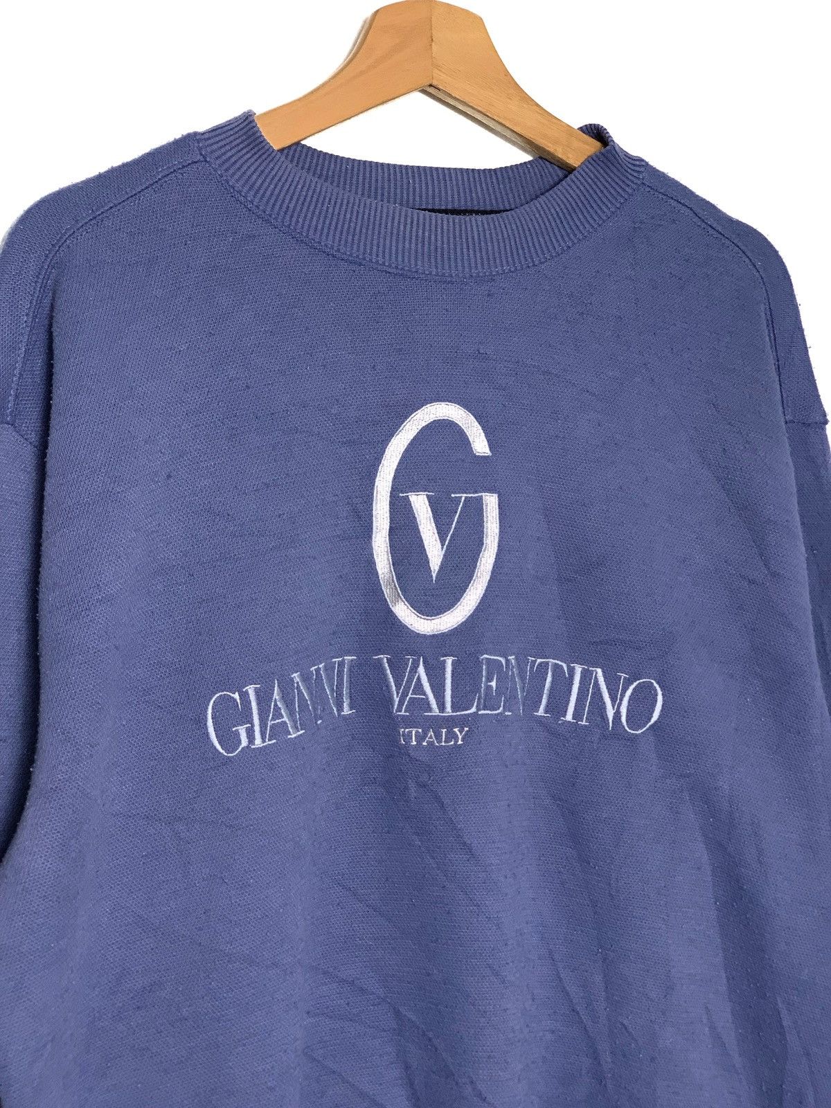 Gianni Valentino Vintage Gianni Valentino Embroidery Logo Crewneck Sweatshirt Size US M / EU 48-50 / 2 - 2 Thumbnail