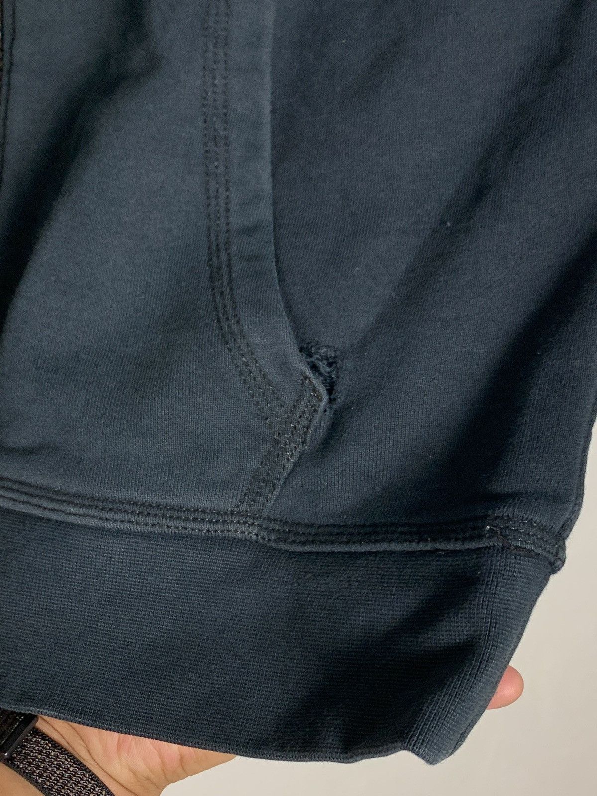 Nike Vintage Distressed Nike Zipper Hoodie Size US M / EU 48-50 / 2 - 4 Thumbnail