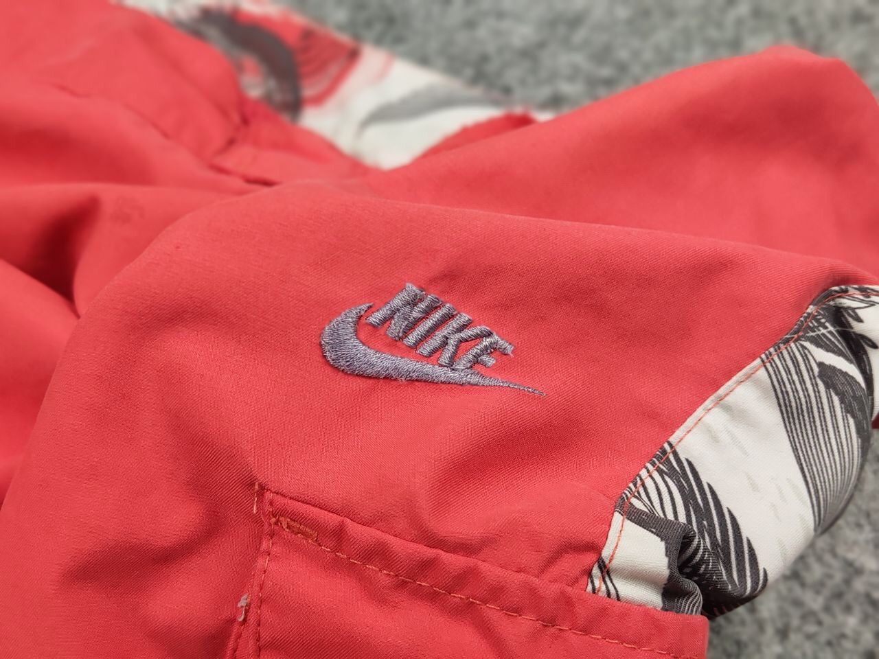Nike Vintage 00's Nike Cargo Pocket Logo Shorts Style Y2K Size US 34 / EU 50 - 10 Thumbnail