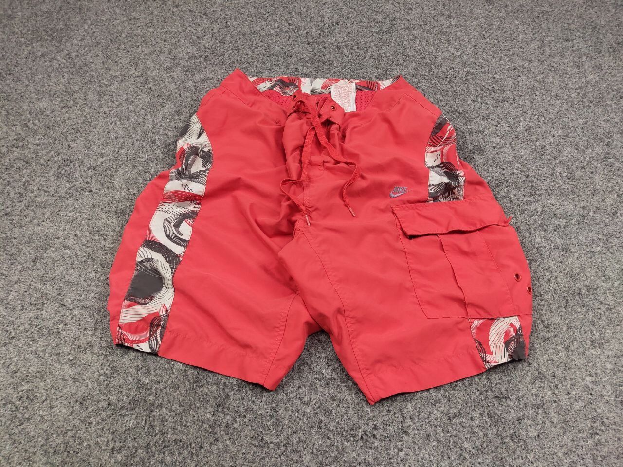 Nike Vintage 00's Nike Cargo Pocket Logo Shorts Style Y2K Size US 34 / EU 50 - 11 Thumbnail