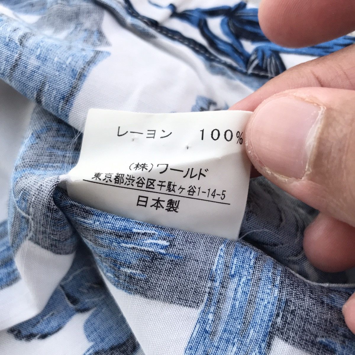 Takeo Kikuchi 2000's Takeo Kikuchi Hawaii Flowers Surf Collar Shirt Size US M / EU 48-50 / 2 - 10 Thumbnail