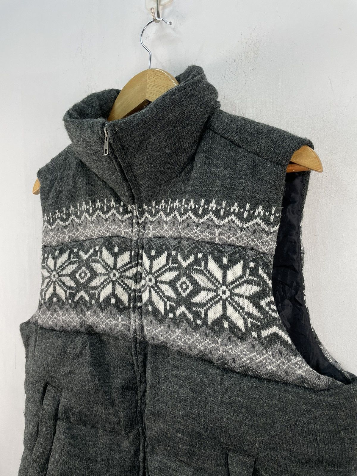 Global Work Vintage Global Work Japan Puffer Vest Jacket Native Navajo Size US L / EU 52-54 / 3 - 3 Thumbnail