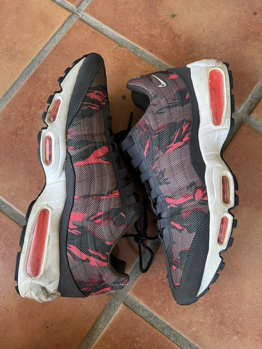 Air max 95 red tape sale