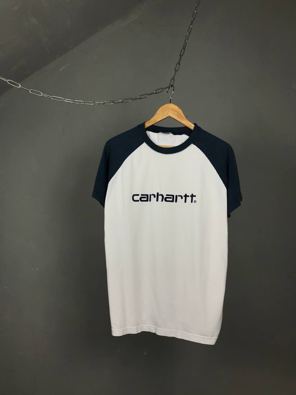 Carhartt × Vintage Carhartt vintage streetwear center logo tee Size US L / EU 52-54 / 3 - 1 Thumbnail