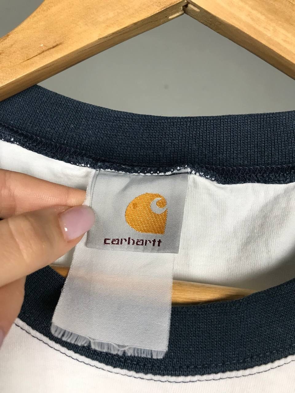 Carhartt × Vintage Carhartt vintage streetwear center logo tee Size US L / EU 52-54 / 3 - 4 Thumbnail