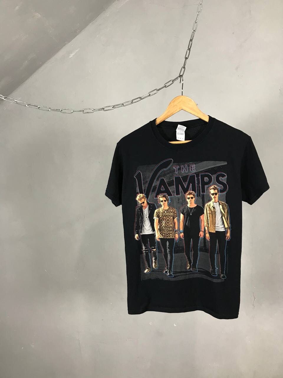 Band Tees × Vintage The Vamps Vintage Rock Band Tour Tee Size US M / EU 48-50 / 2 - 1 Thumbnail