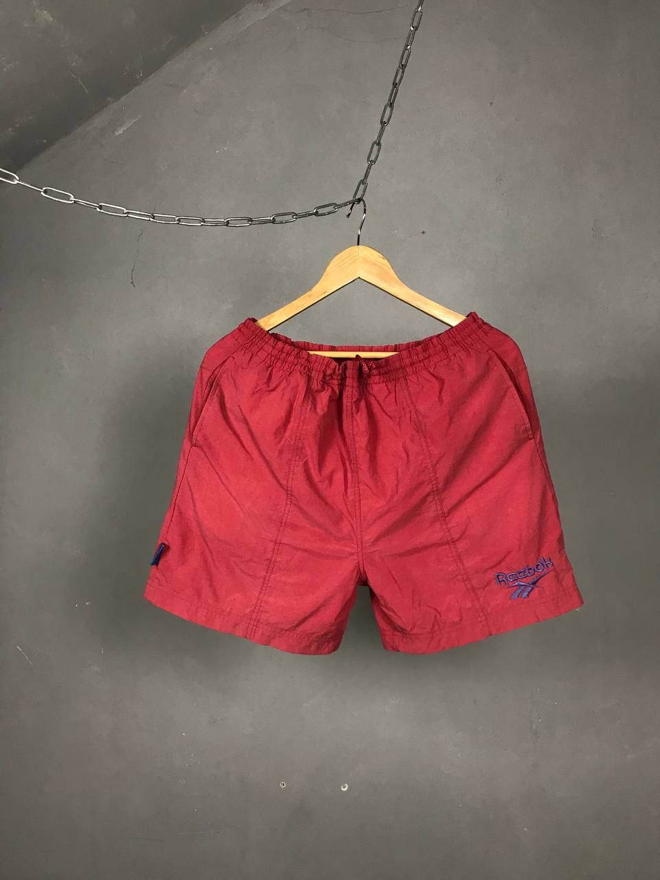 Reebok × Vintage Reebok vintage streetwear red shorts Size US 32 / EU 48 - 1 Thumbnail