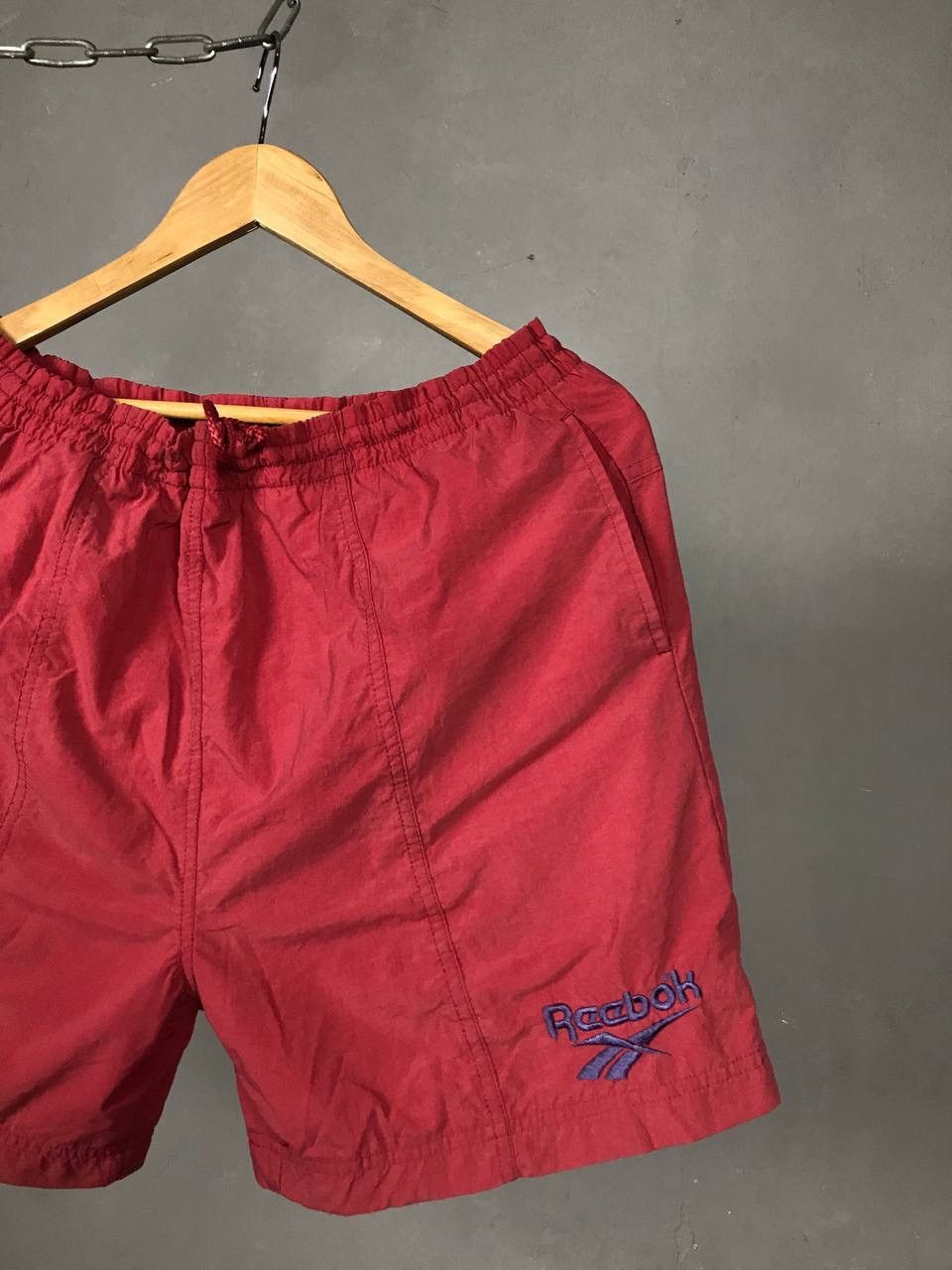 Reebok × Vintage Reebok vintage streetwear red shorts Size US 32 / EU 48 - 2 Thumbnail