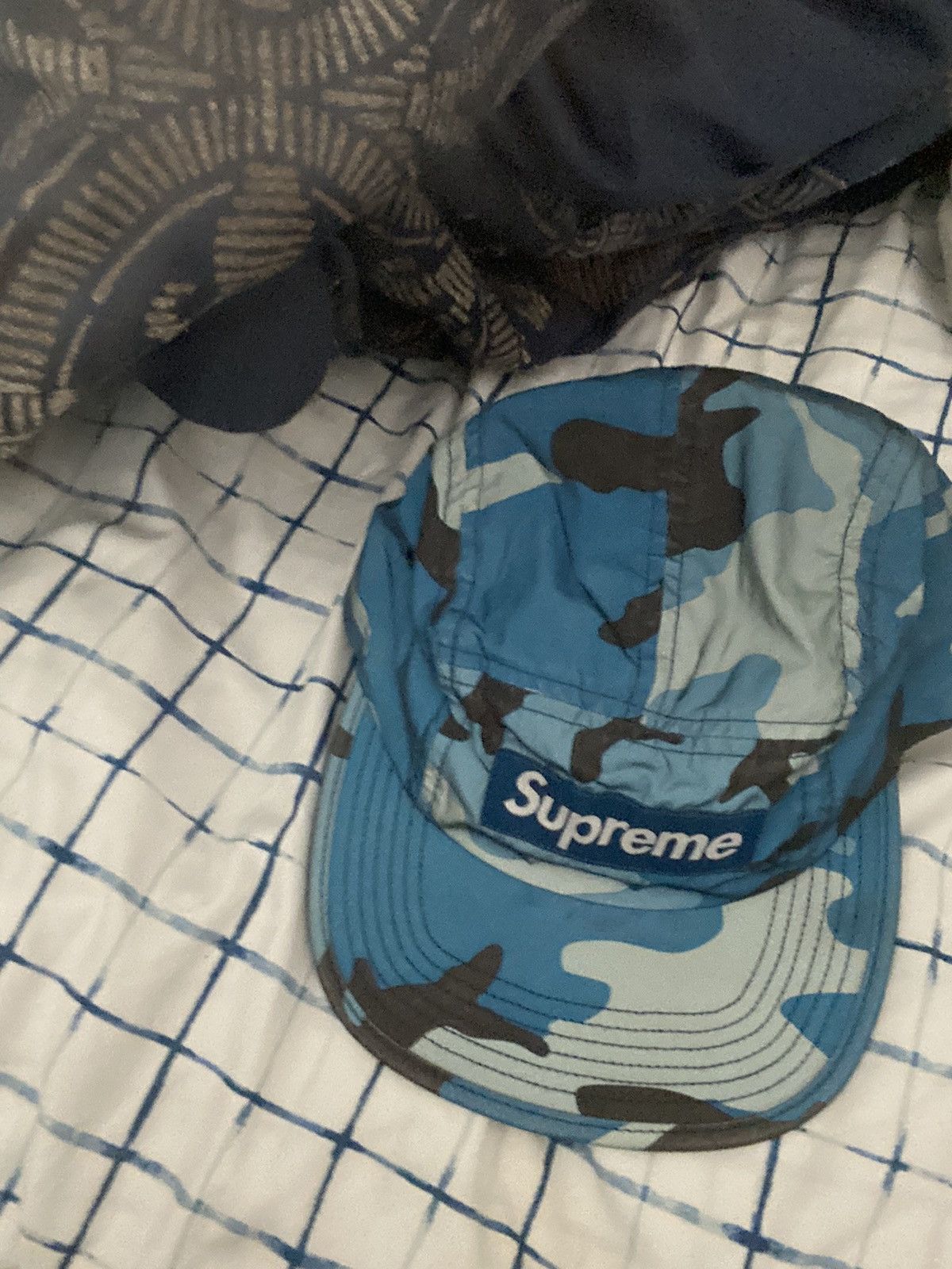 Supreme reflective camo cap on sale