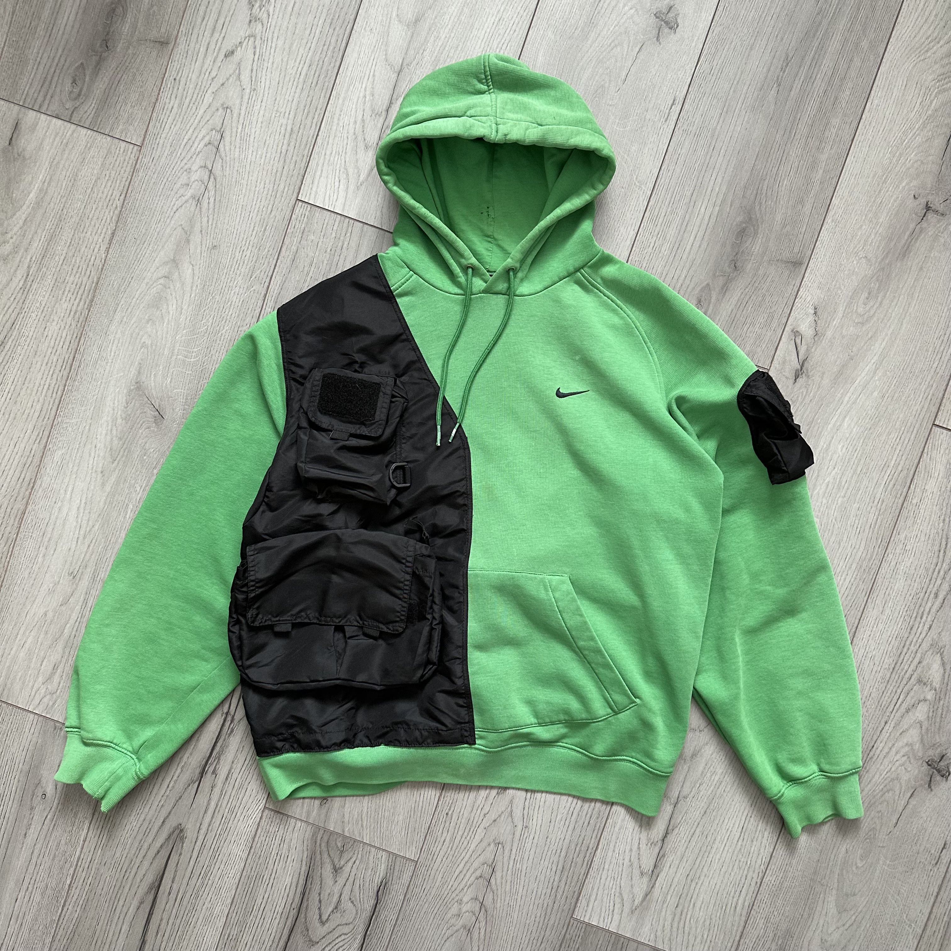 Nike Nike 1 OF 1 Techwear Multipocket Vest Custom Hoodie Size US M / EU 48-50 / 2 - 10 Thumbnail