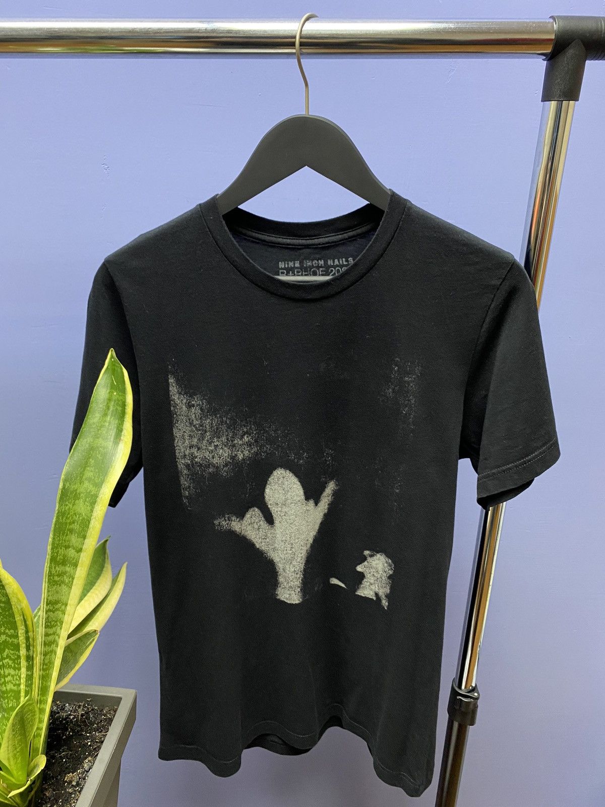 Band Tees Rare Nine Inch Nails R+RHOF 2020 Limited Edition T Shirt Size US S / EU 44-46 / 1 - 5 Thumbnail