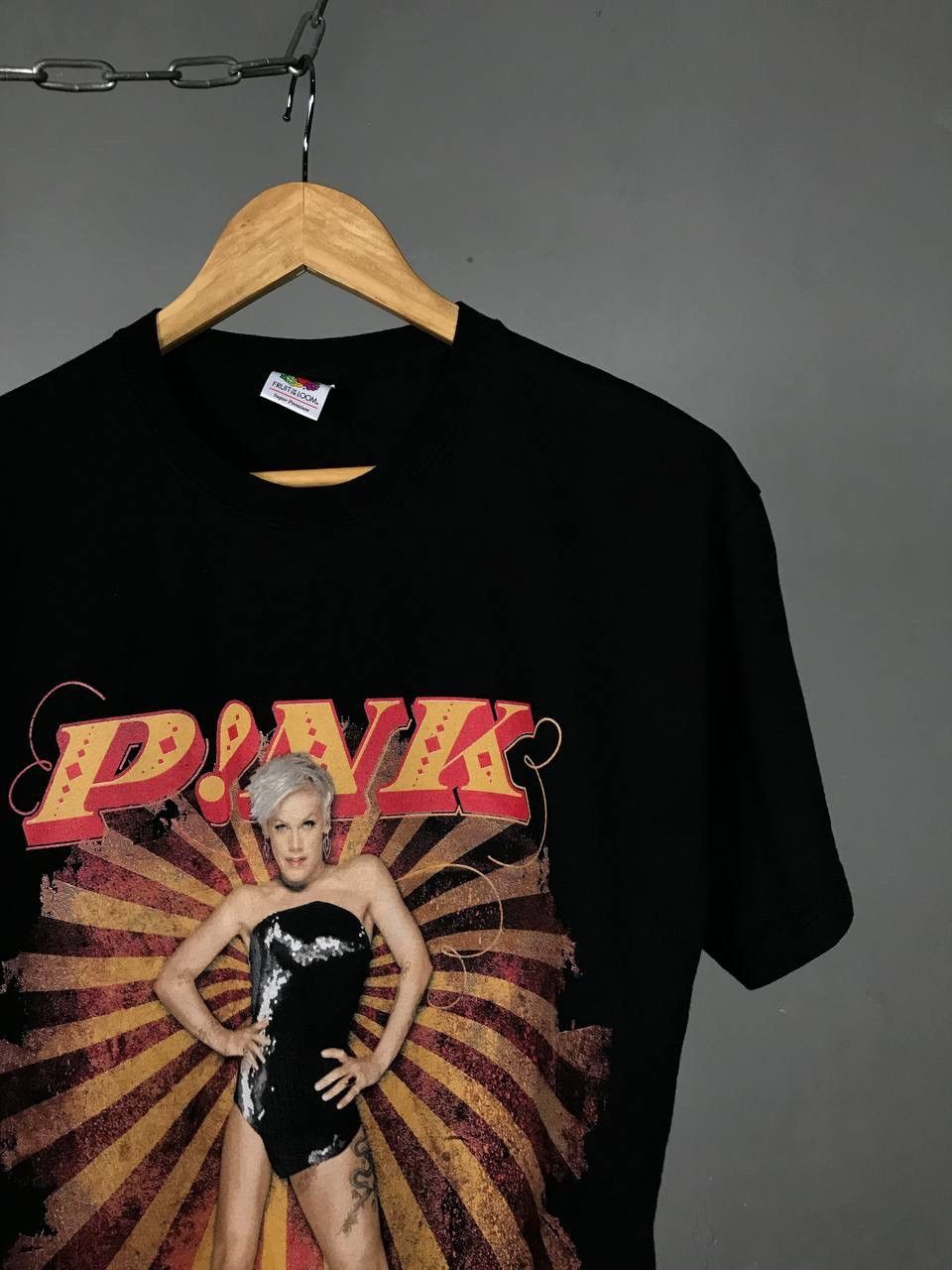 Band Tees Pink 2010 violet rock band tour tee Size US M / EU 48-50 / 2 - 2 Thumbnail
