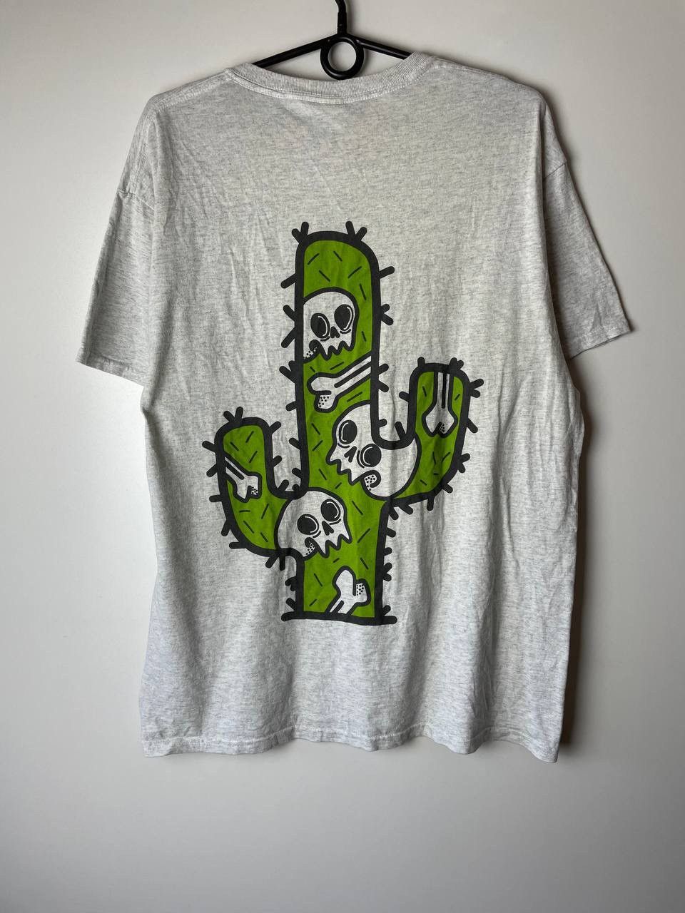 Vintage Skulls vintage t-shirts size L Size US L / EU 52-54 / 3 - 2 Thumbnail