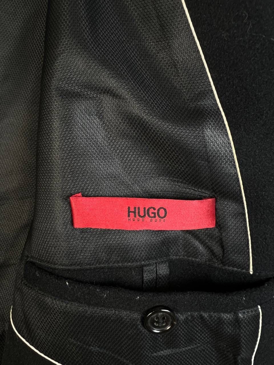 Hugo Boss Hugo Boss luxury coat size L Size US L / EU 52-54 / 3 - 2 Thumbnail