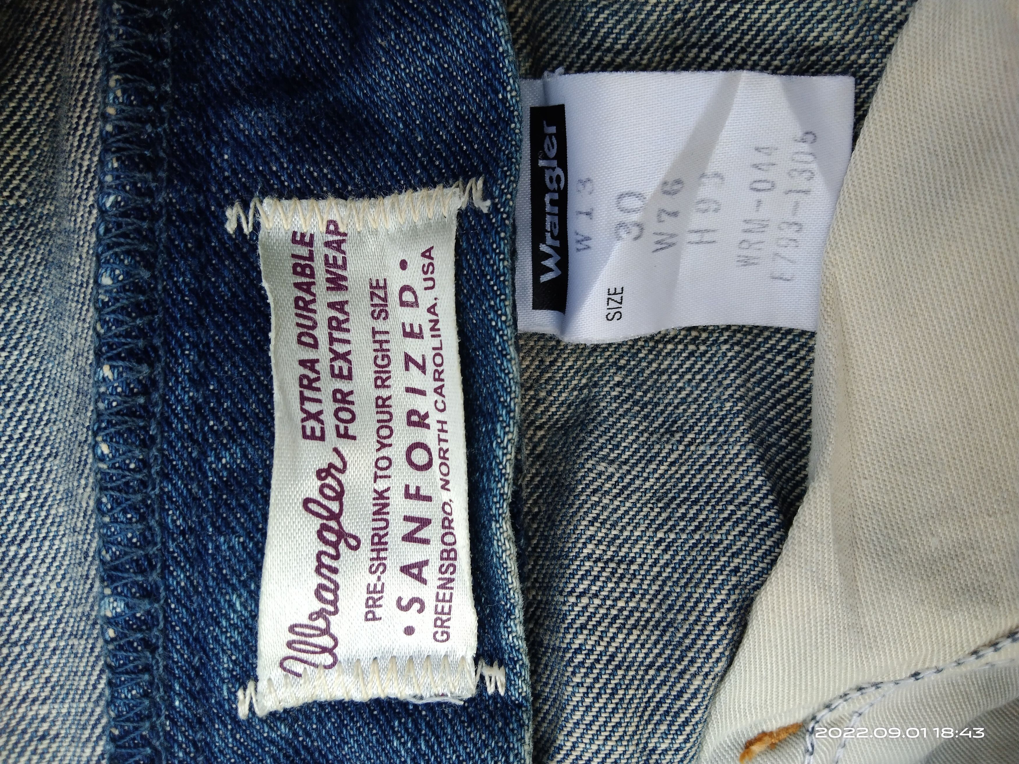 Wrangler SUPER SICK⚡DiSTRESSED PACTHWORK WRANGLER MADE IN 🎌 Size US 30 / EU 46 - 9 Thumbnail