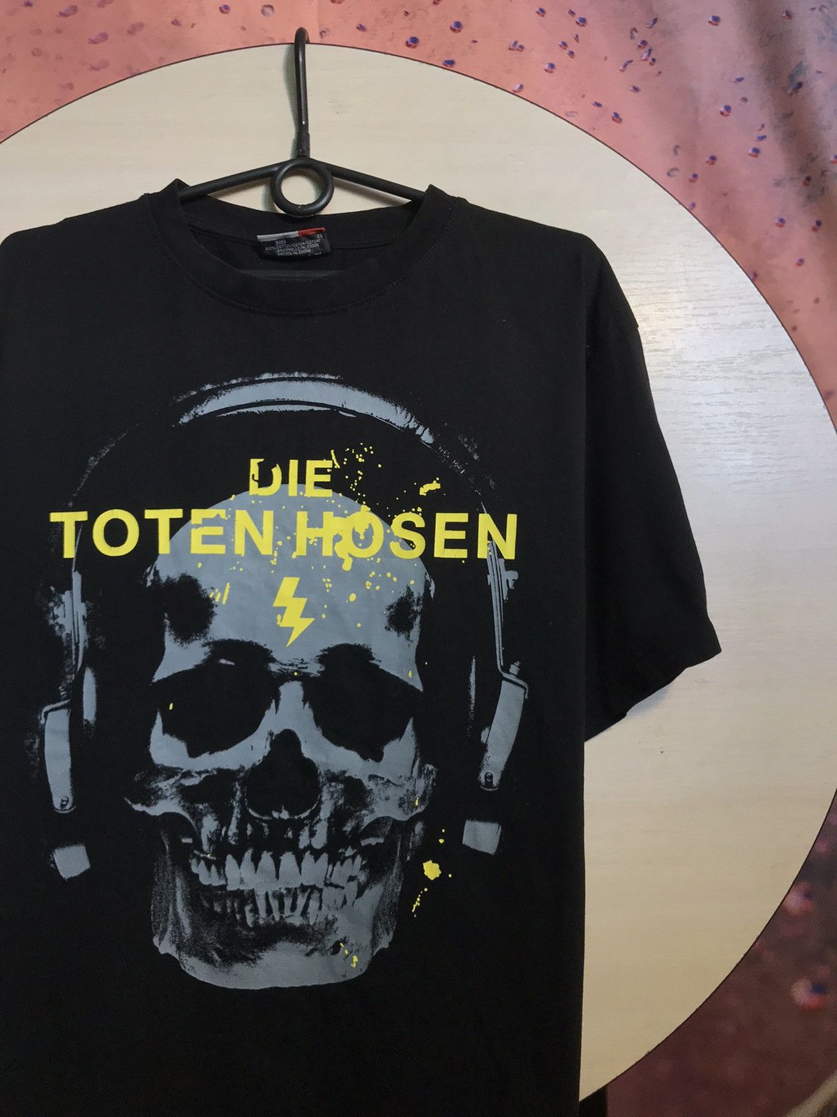Band Tees × Vintage Vintage die toten hosen band rock tee Size US L / EU 52-54 / 3 - 1 Thumbnail