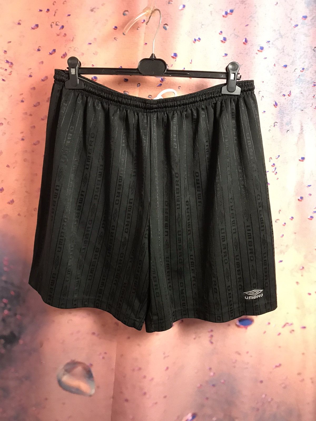 Umbro Umbro vintage 90s streetwear monogram shorts Size US 36 / EU 52 - 2 Thumbnail