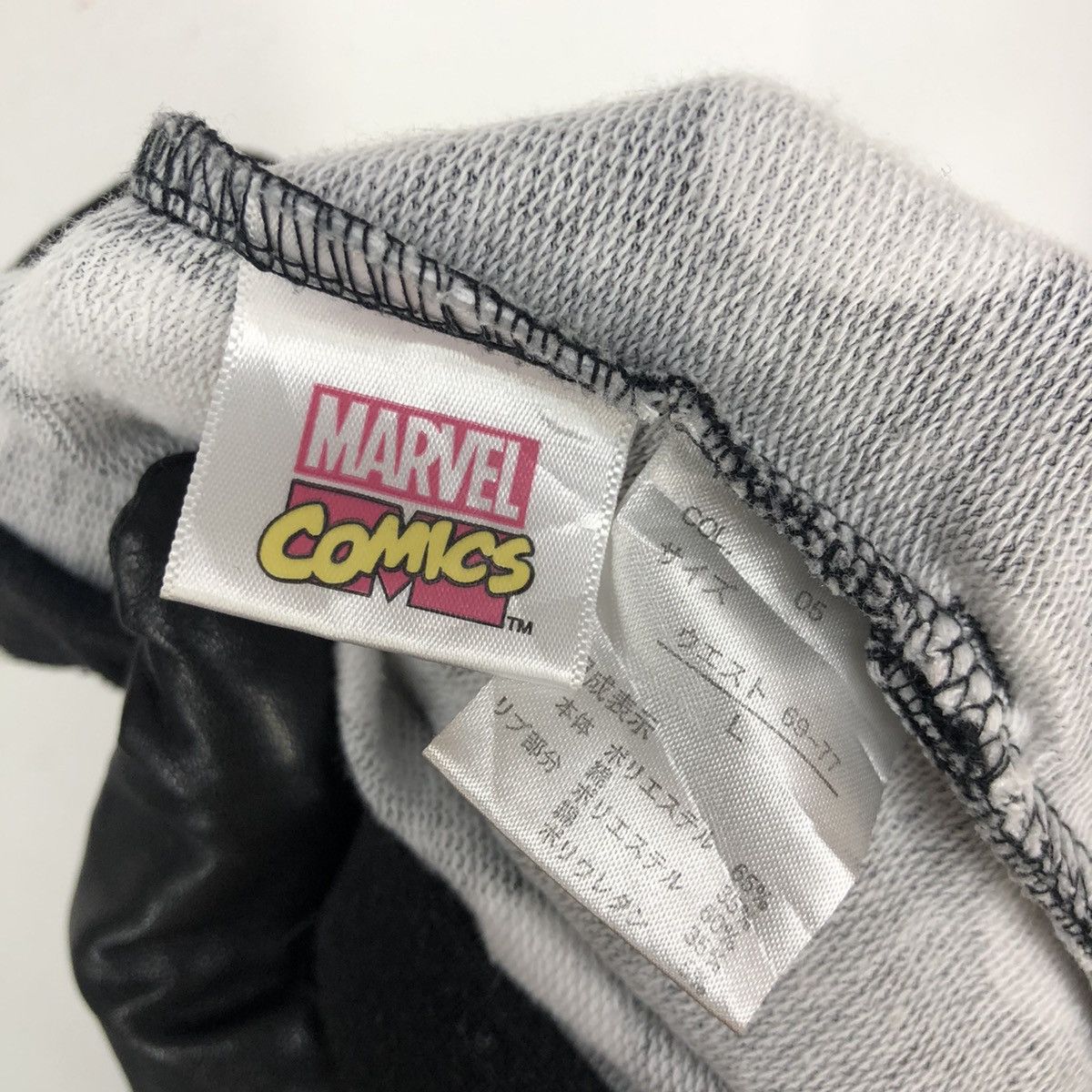 Japanese Brand × Marvel Comics Marvel Comics Spiderman Sweatpants Size 27 Fit To 32 Size US 27 - 11 Thumbnail