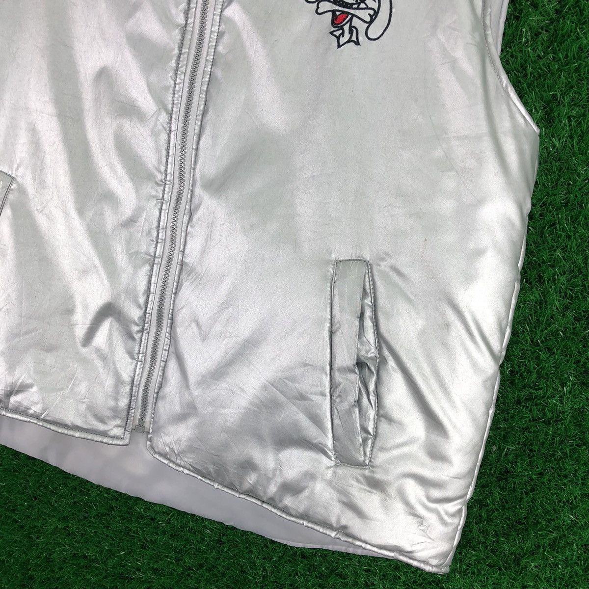 Japanese Brand Vintage Puffer Vest Sports Club Size US XL / EU 56 / 4 - 3 Thumbnail