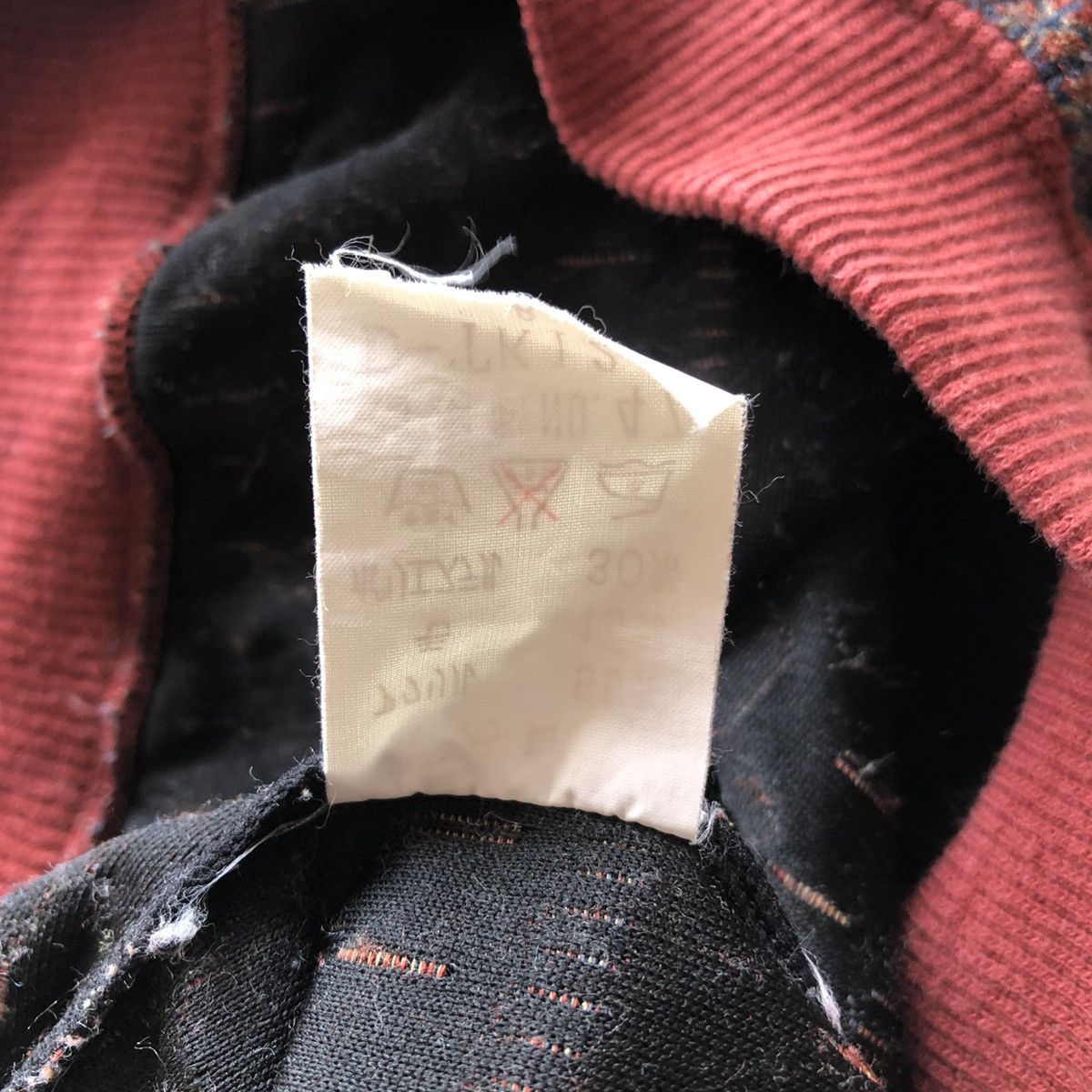 Japanese Brand Vintage 80's Sweatshirt Native 3D Textured by Tricot Jetais Size US S / EU 44-46 / 1 - 15 Thumbnail