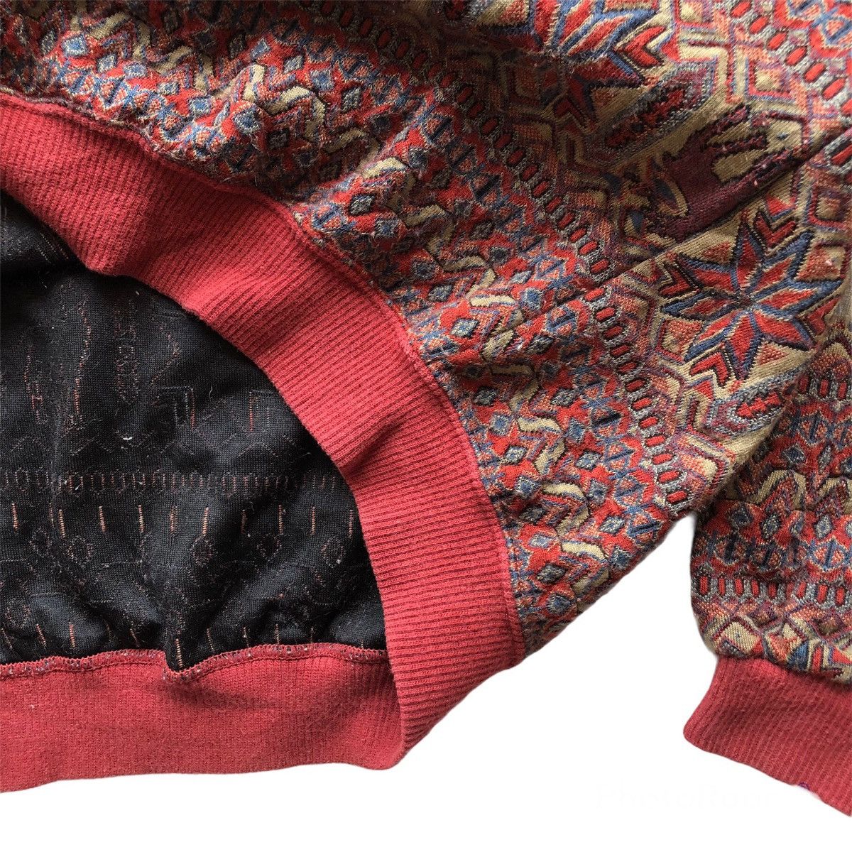 Japanese Brand Vintage 80's Sweatshirt Native 3D Textured by Tricot Jetais Size US S / EU 44-46 / 1 - 10 Thumbnail
