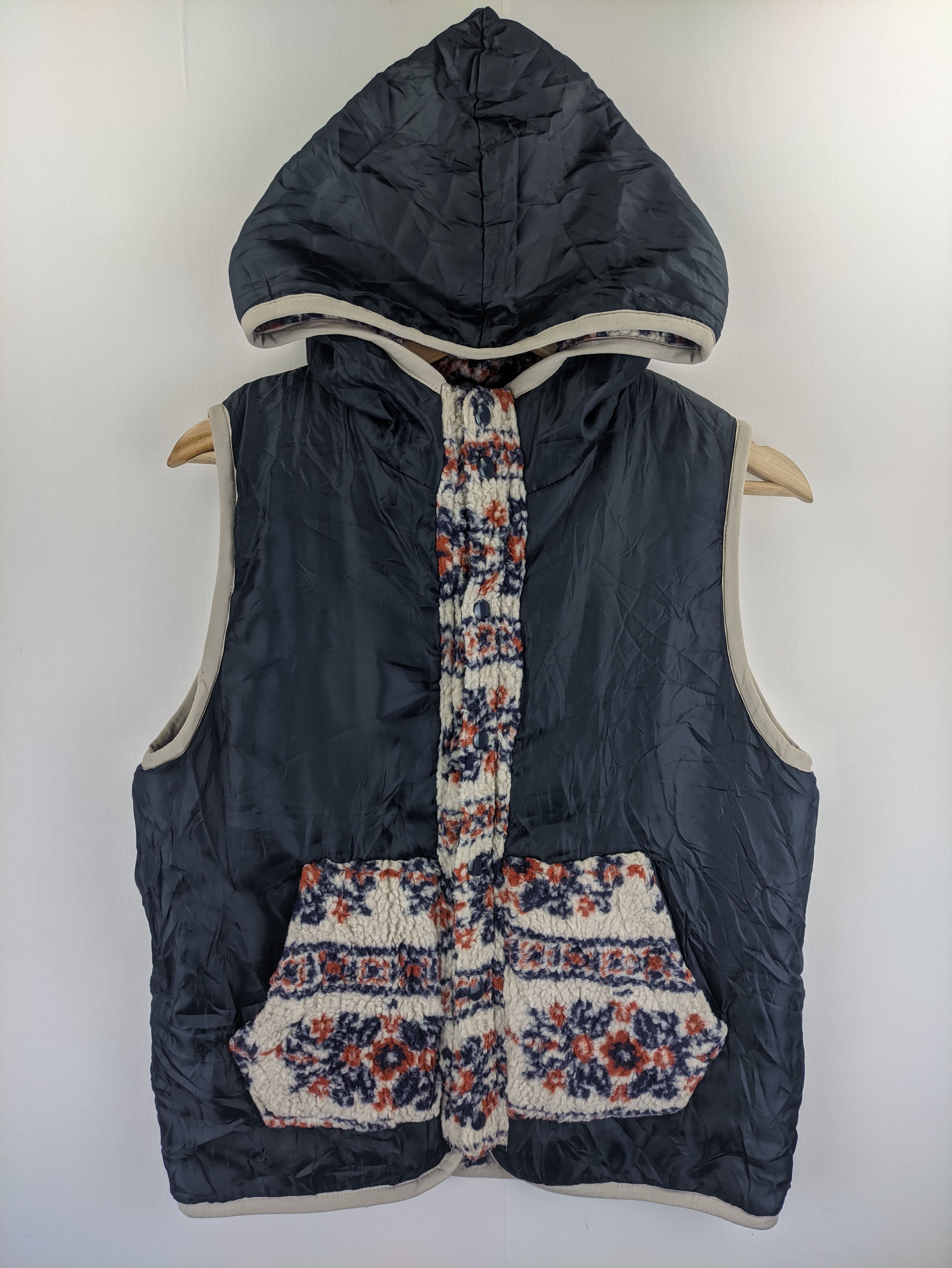 Japanese Brand Steals🔥Sherpa Vest Hooded Navajo Reversible Size US S / EU 44-46 / 1 - 6 Thumbnail