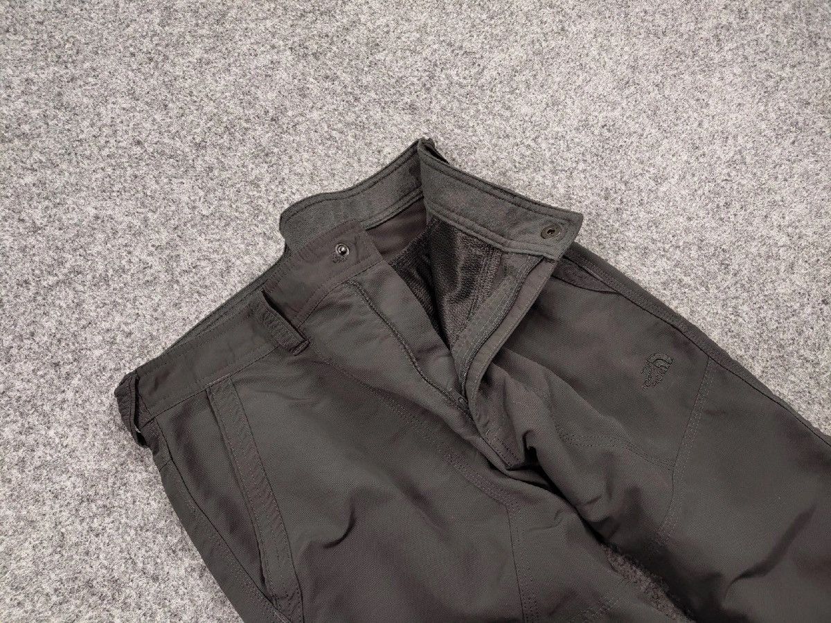The North Face Vintage The North Face Nylon logo Gray Track Hiking Pants Size US 34 / EU 50 - 12 Thumbnail