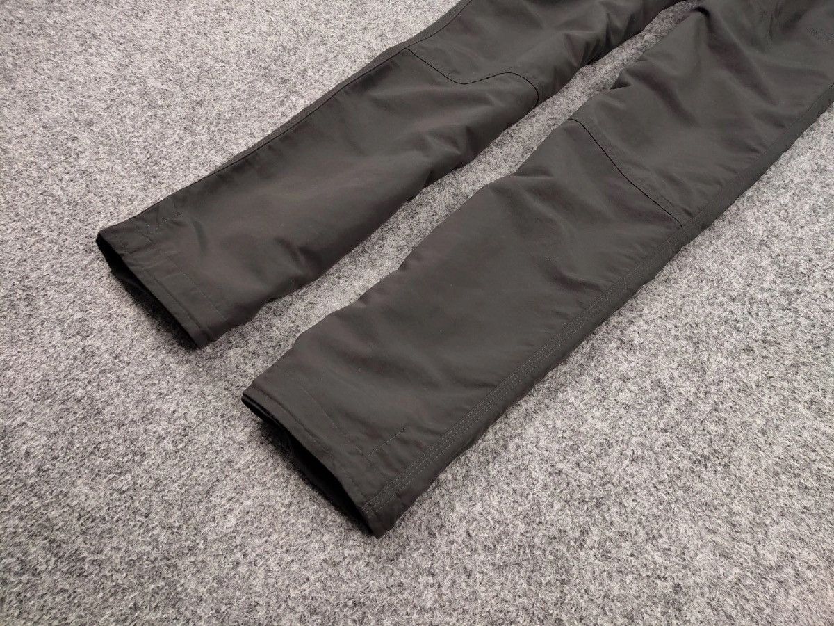 The North Face Vintage The North Face Nylon logo Gray Track Hiking Pants Size US 34 / EU 50 - 5 Thumbnail
