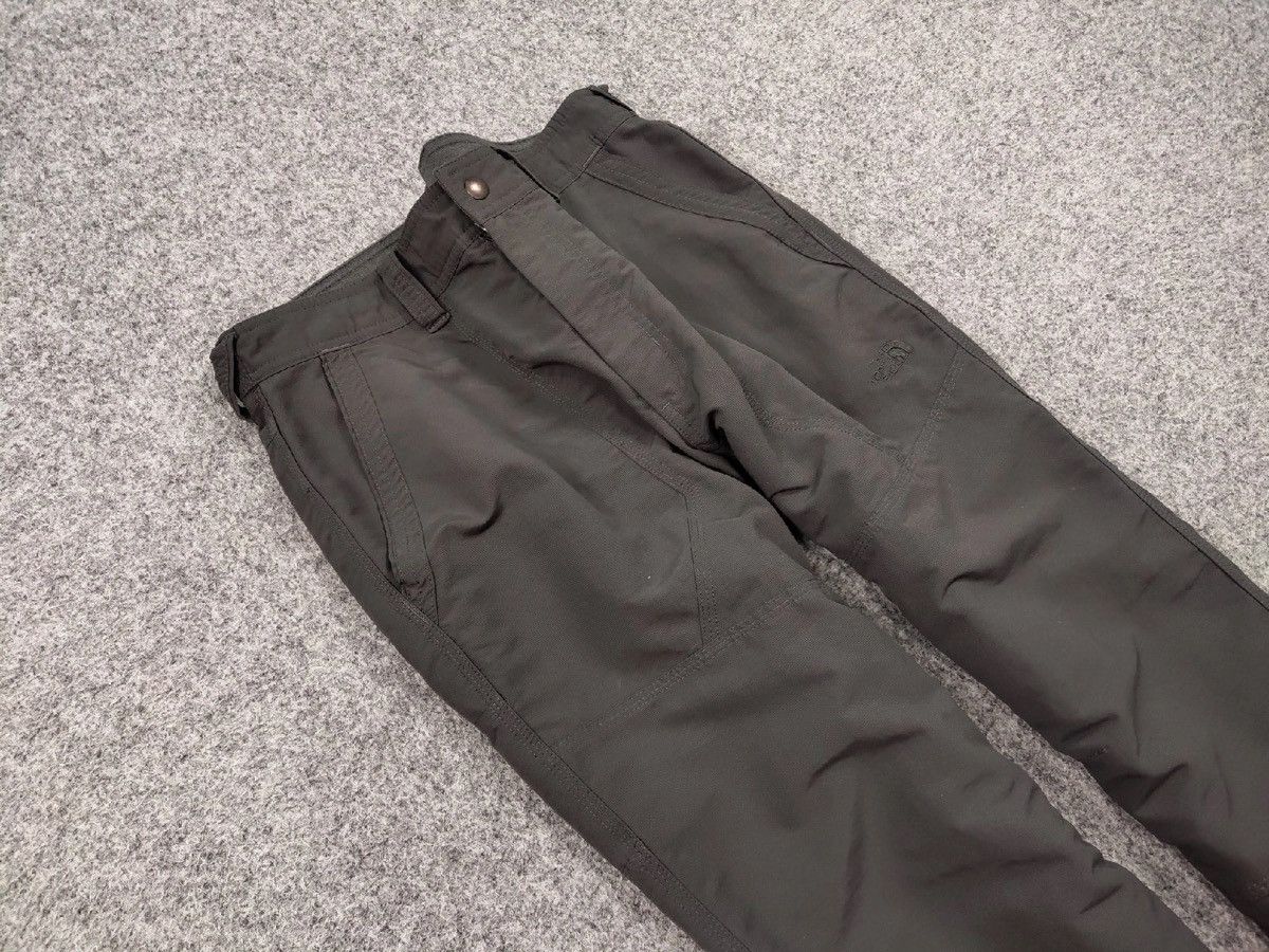 The North Face Vintage The North Face Nylon logo Gray Track Hiking Pants Size US 34 / EU 50 - 9 Thumbnail