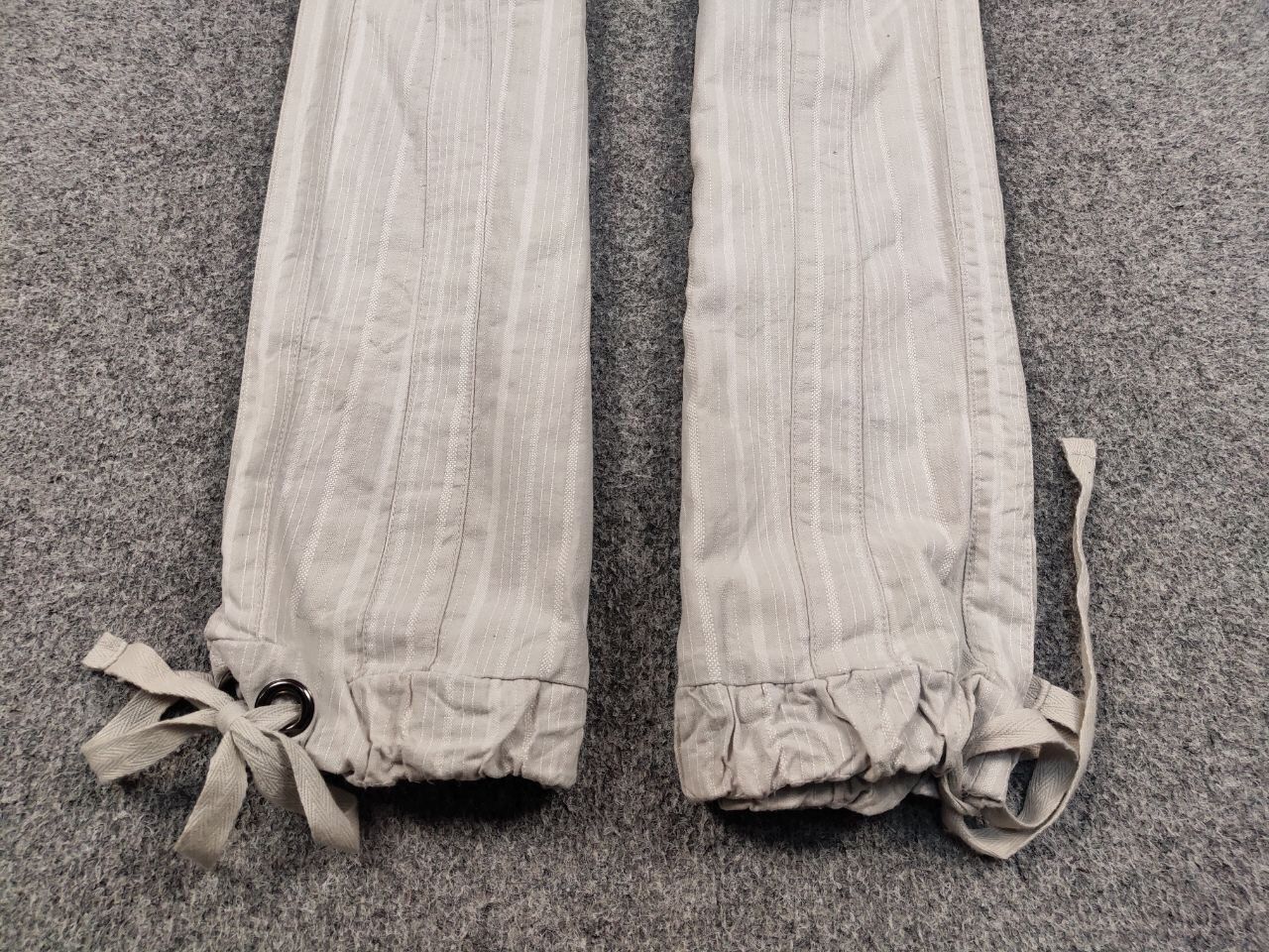 Japanese Brand Vintage 90's Japanese Bondage Zip Bootcut Gray Cargo Pants Size 27" / US 4 / IT 40 - 7 Thumbnail