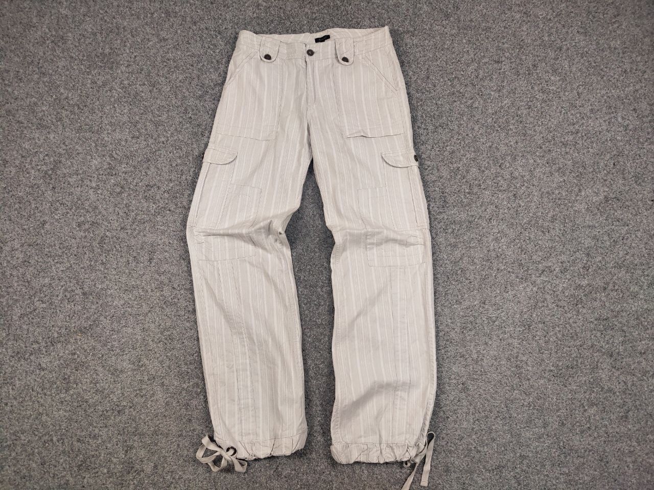 Japanese Brand Vintage 90's Japanese Bondage Zip Bootcut Gray Cargo Pants Size 27" / US 4 / IT 40 - 12 Thumbnail