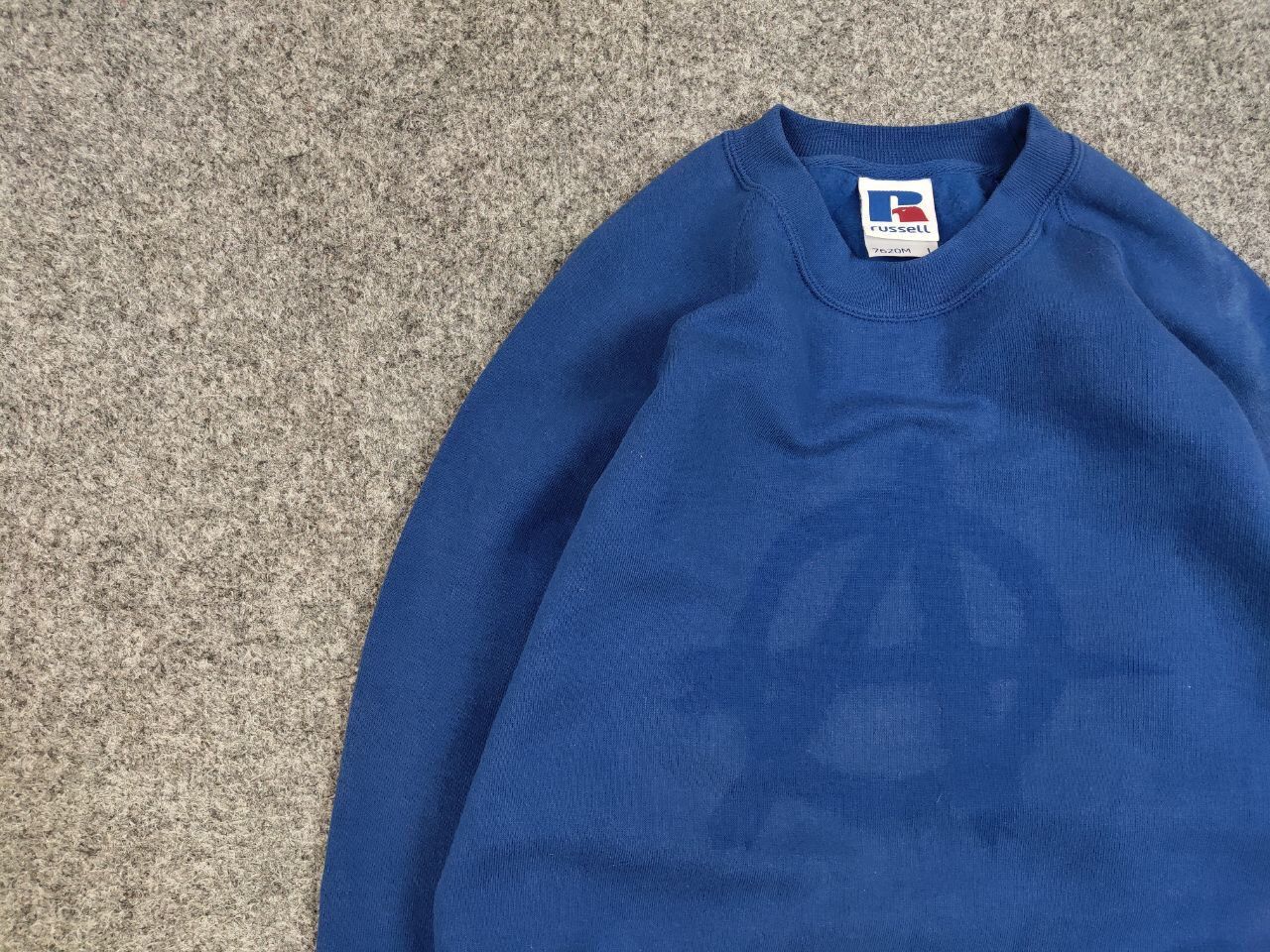 Russell Athletic Vintage 90s Russell Sun Faded "Anarchy" Crewneck Sweatshirt Size US XL / EU 56 / 4 - 11 Thumbnail