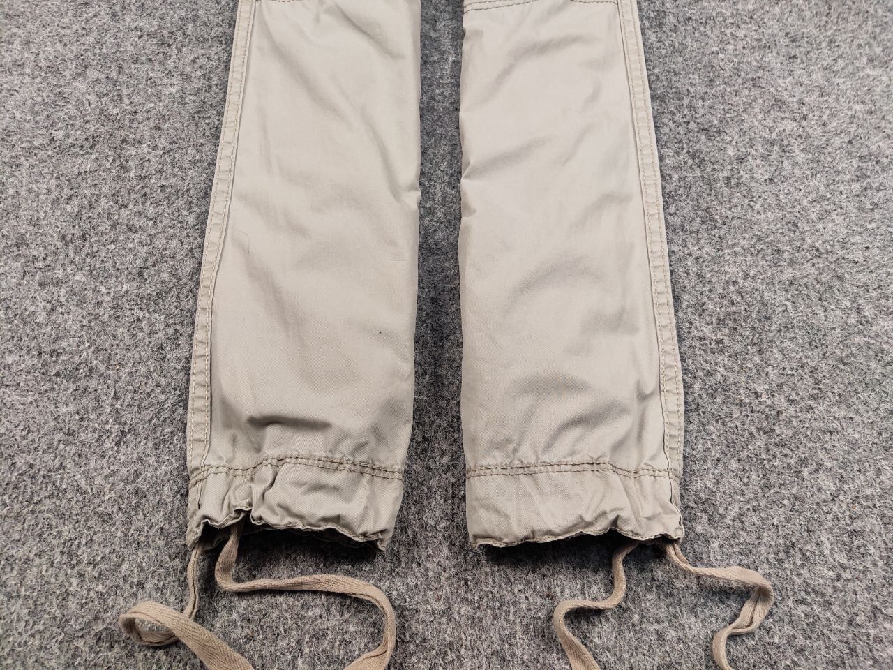 Japanese Brand Vintage 90's Cargo Bondage Beige Pants in Japanese style Size US 31 - 8 Thumbnail