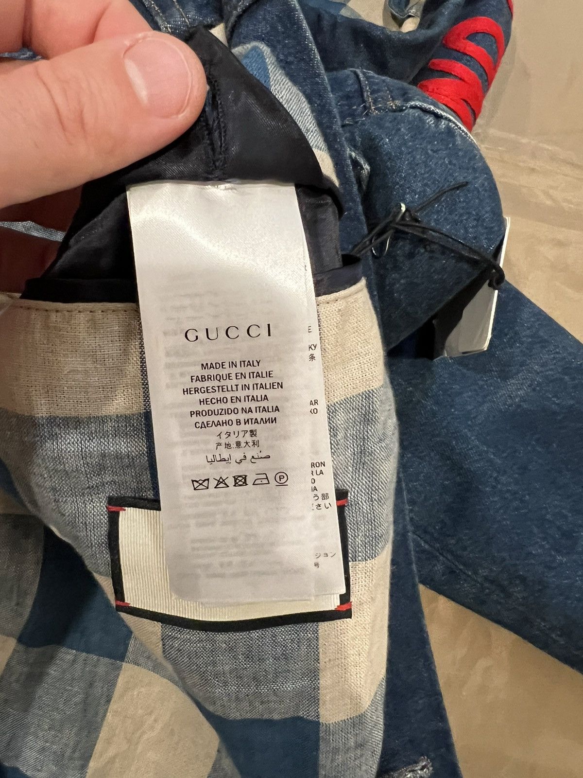 Gucci Gucci Men's Blue 'blind For Love' Denim Jacket size 52 Size US L / EU 52-54 / 3 - 7 Thumbnail