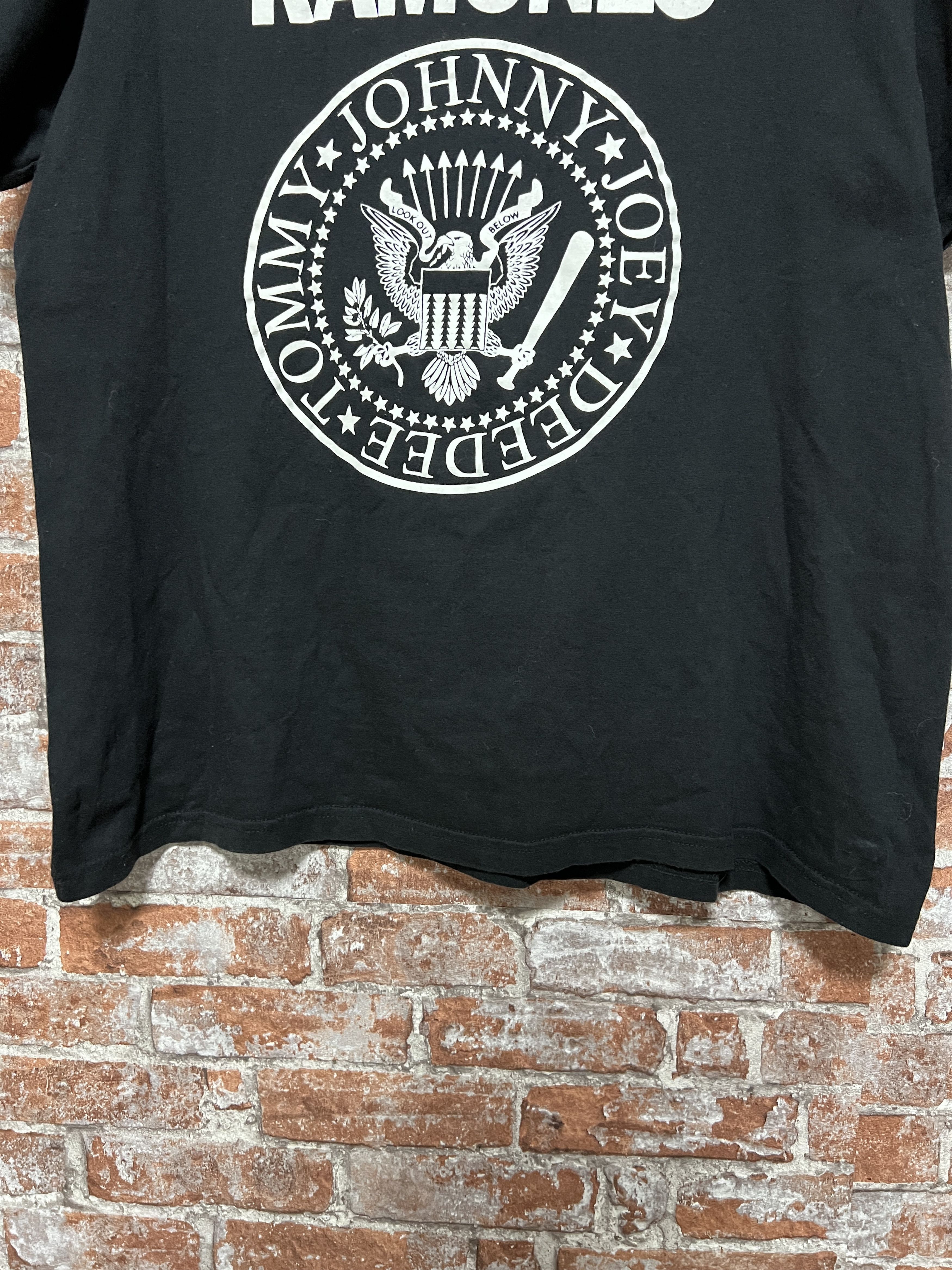 Band Tees Ramones 00s Vintage band tee Size US M / EU 48-50 / 2 - 9 Thumbnail