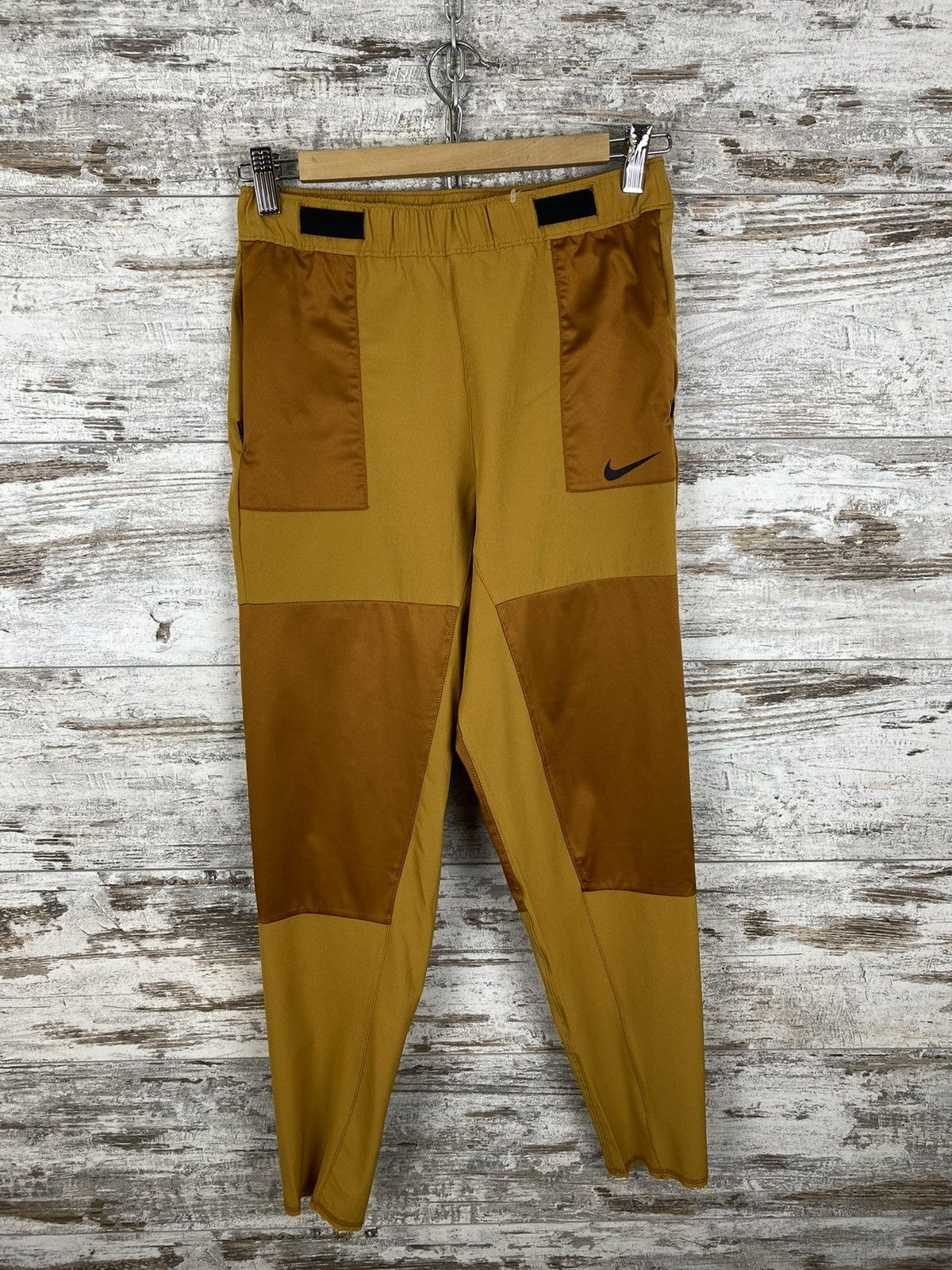 Nike Women’s Nike swoosh pants sweatpants y2k streetwear swoosh Size 26" / US 2 / IT 38 - 3 Thumbnail