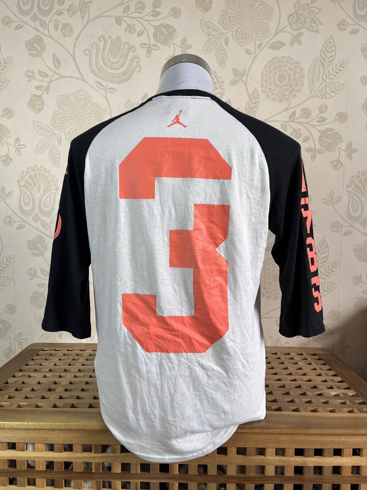Jordan Brand × Nike Vintage Y2K Nike Air Jordan 23 Raglan TShirt 1985 Big Print Size US L / EU 52-54 / 3 - 2 Thumbnail