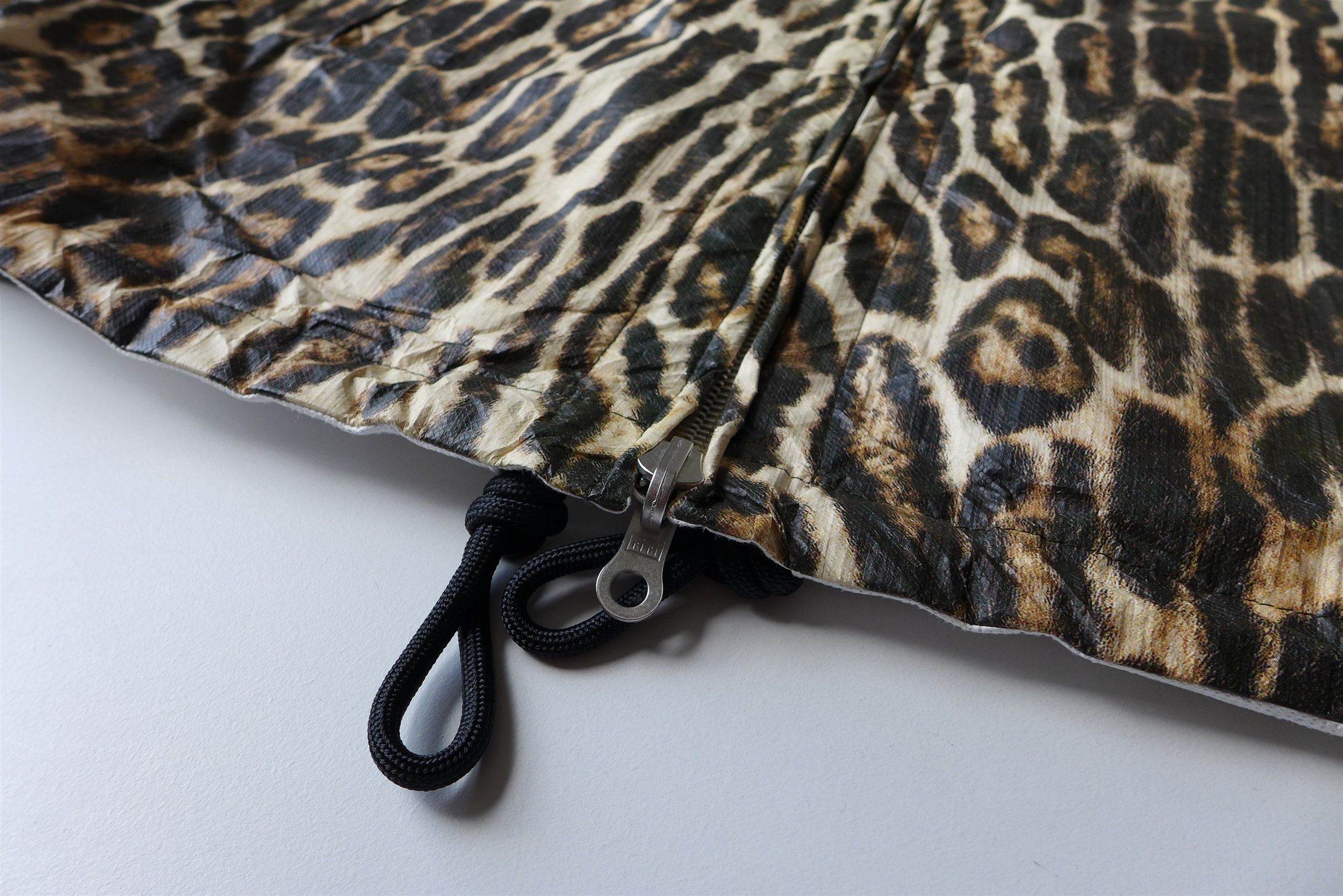 Dries Van Noten Dries Van Noten Velsh Reversible Jacket - White / Leopard Size US XL / EU 56 / 4 - 20 Thumbnail