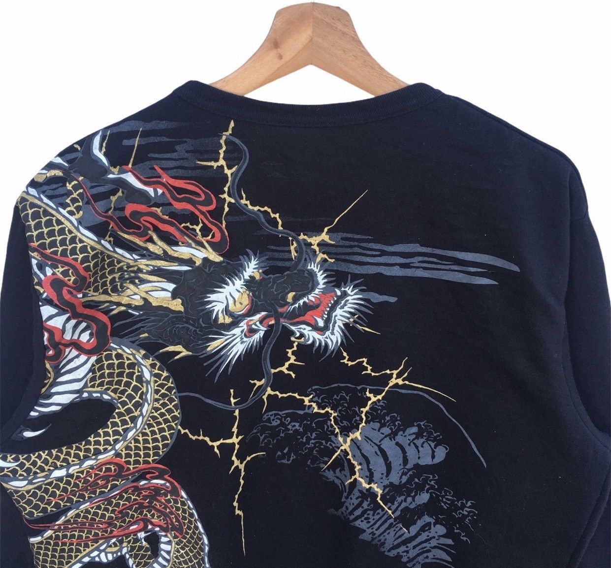 Japanese Brand Dont buy yet ! Twin Dragon Natives Big Logo Sweatshirt Size US XL / EU 56 / 4 - 4 Thumbnail