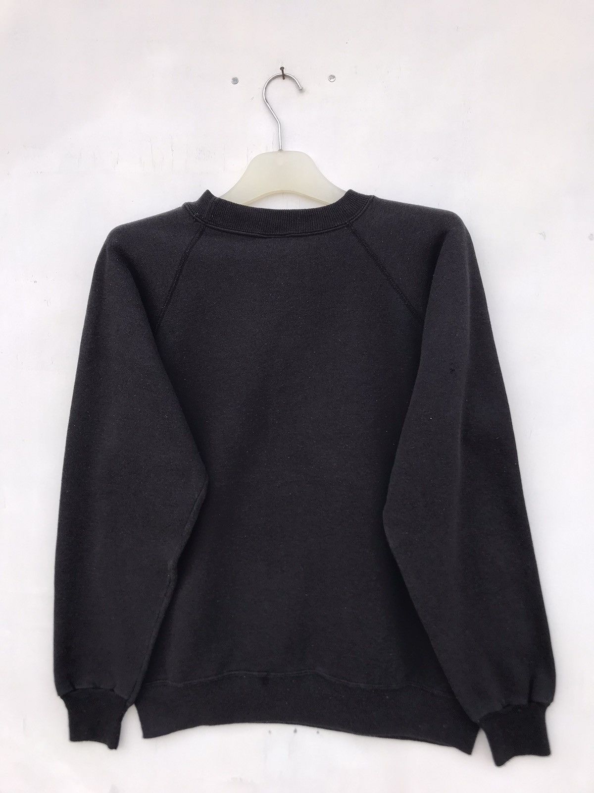 Disney VINTAGE DISNEY WINNIE THE POOH FDA SWEATSHIRT Size US M / EU 48-50 / 2 - 2 Thumbnail