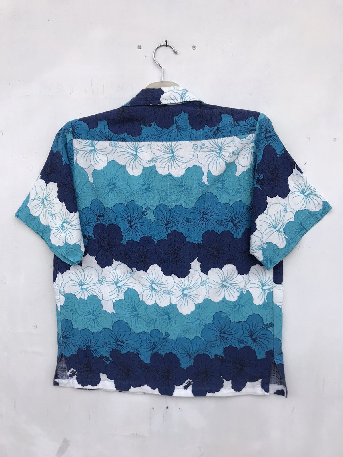 Vintage Rare!! Vintage Sunwear Okinawa Surfing Hawaiian Shirt Size US S / EU 44-46 / 1 - 2 Thumbnail