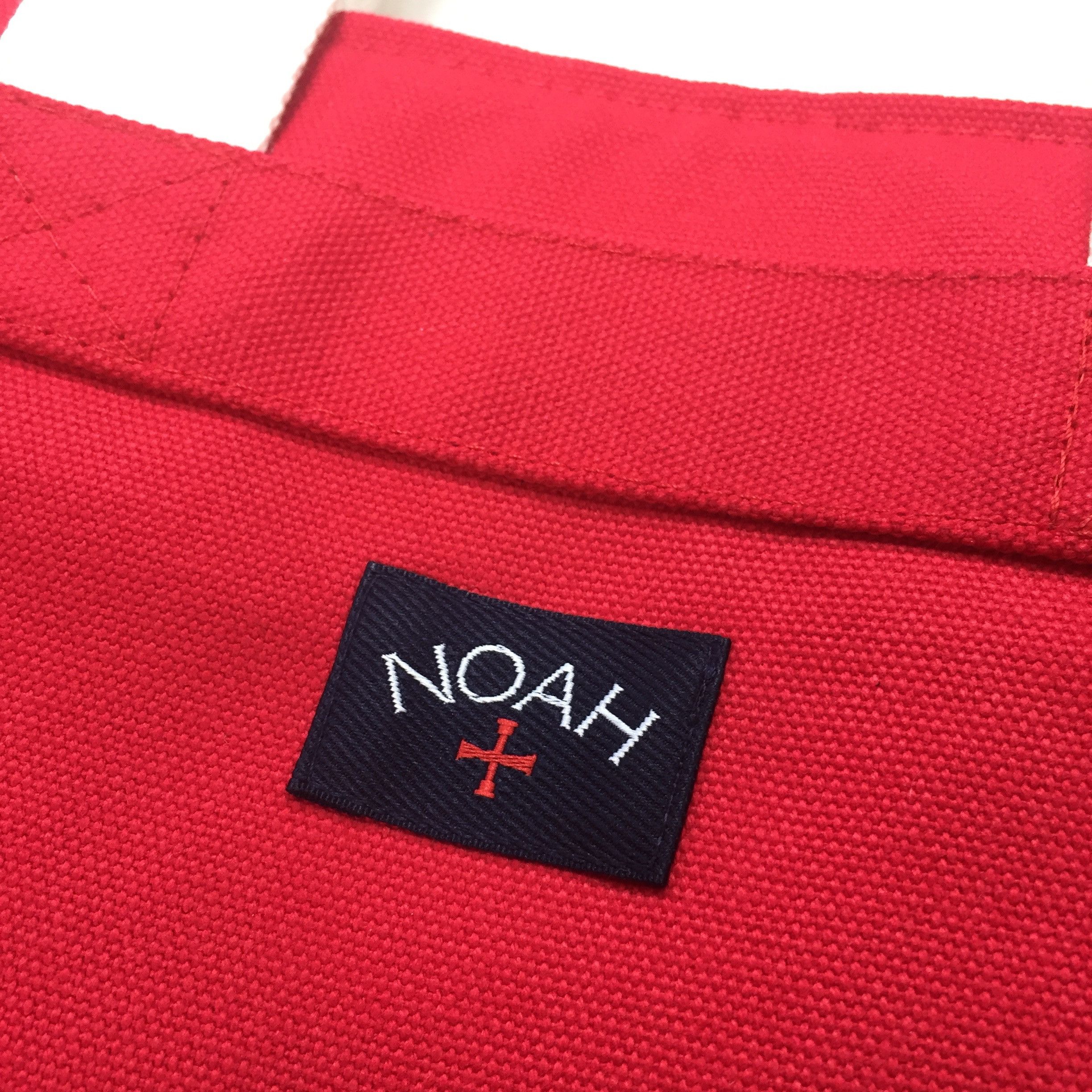 Noah Red Logo Canvas Holdall Bag DS