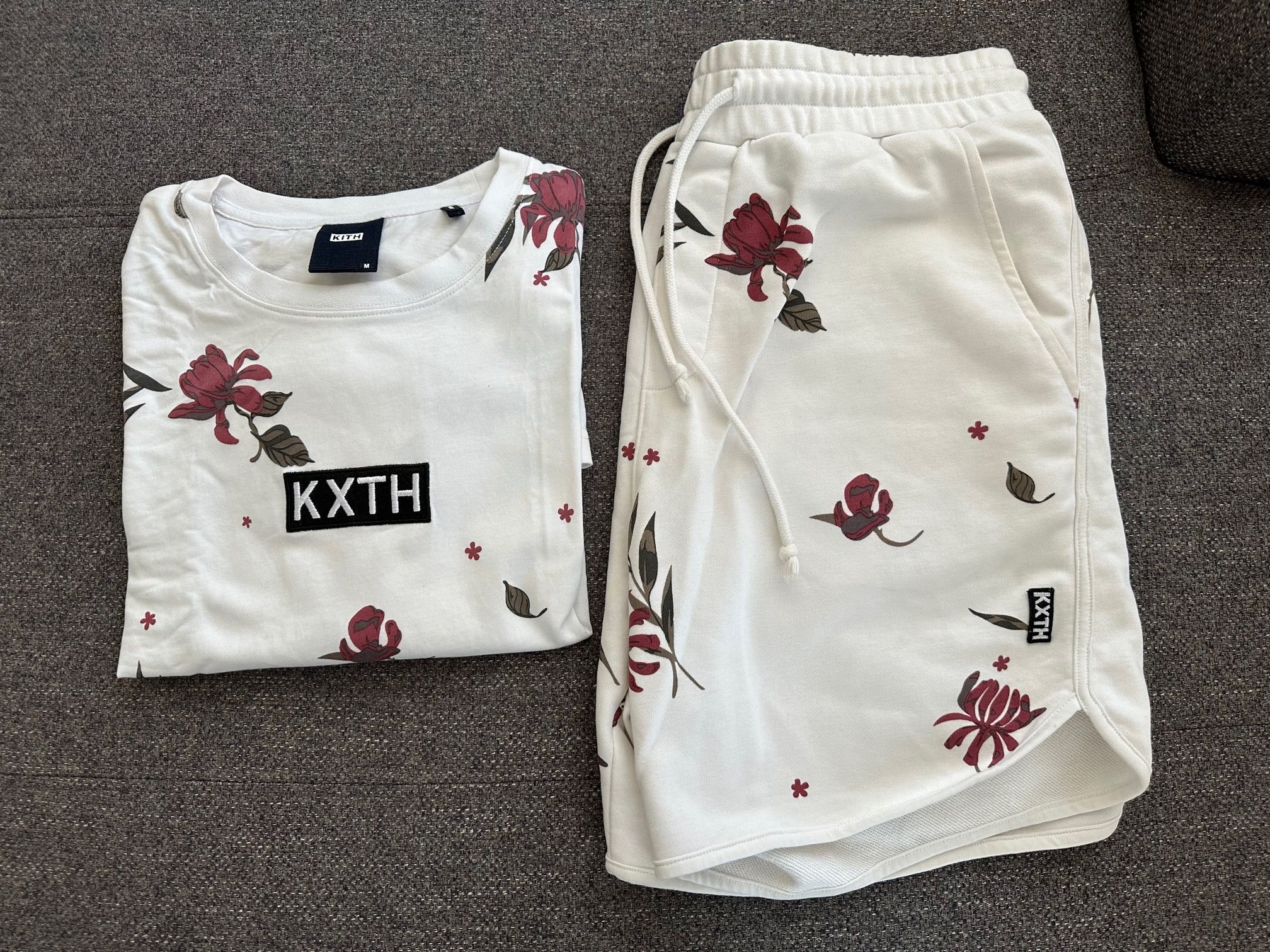 Kith KXTH 10th Anniversary Summer Floral Tee | Grailed