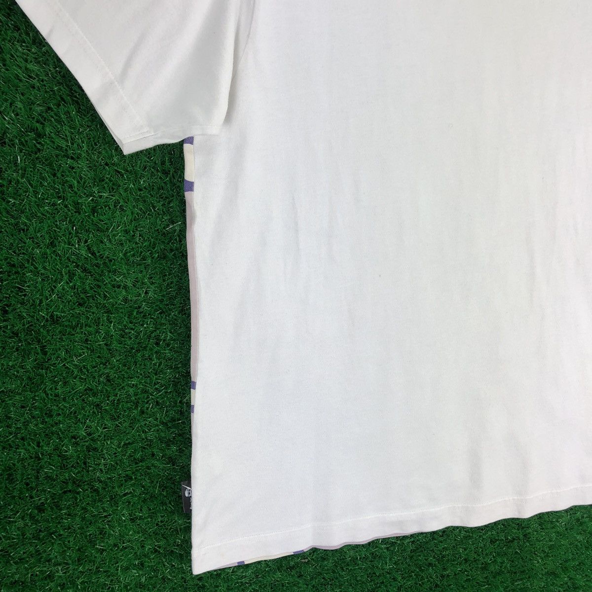 Anime Uniqlo X Astro Boy Mighty Atom Tezuka Production Tee Size US M / EU 48-50 / 2 - 6 Thumbnail