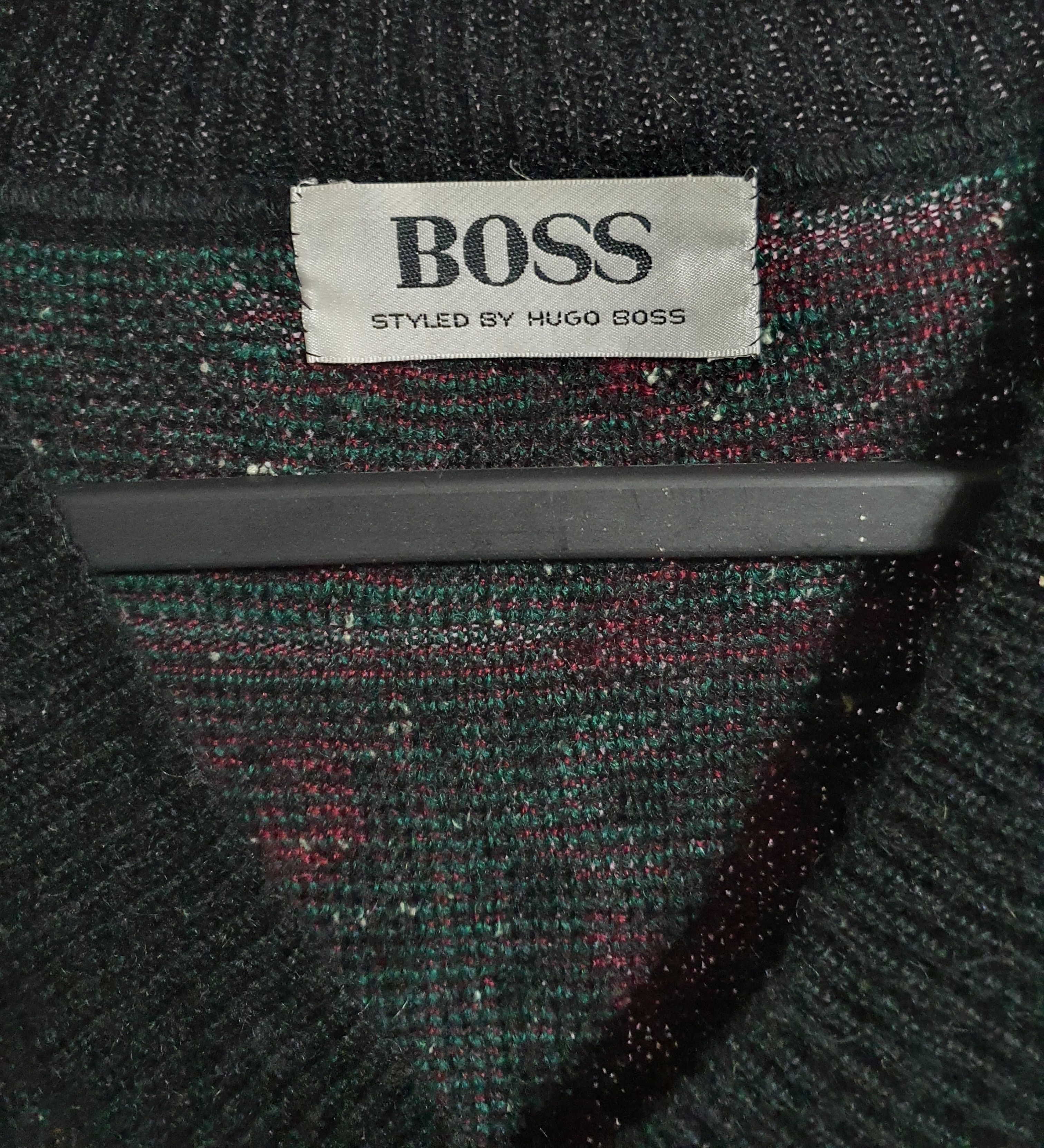 Hugo Boss Vintage Hugo Boss 90's V-Neck Knitwear Size US XL / EU 56 / 4 - 4 Thumbnail